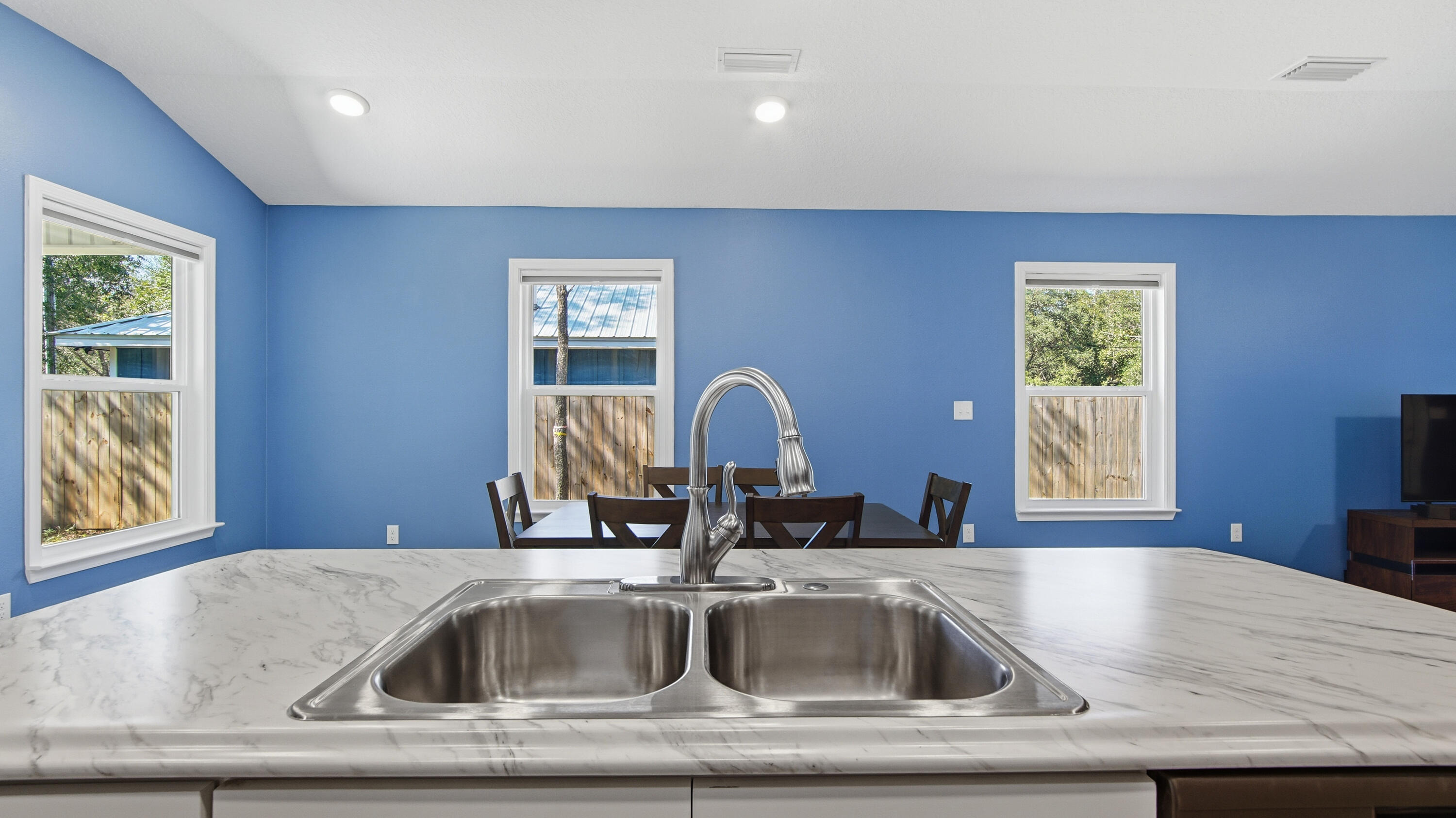 IMPERIAL LAKES UNIT II - Residential Lease