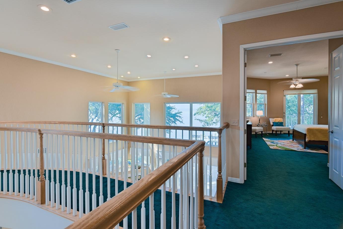 BURNT PINE/BAY VILLA - Residential