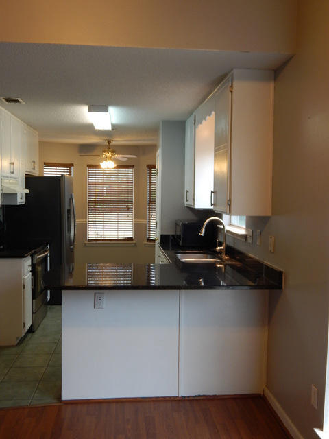 HOLLYROD PARK - Residential