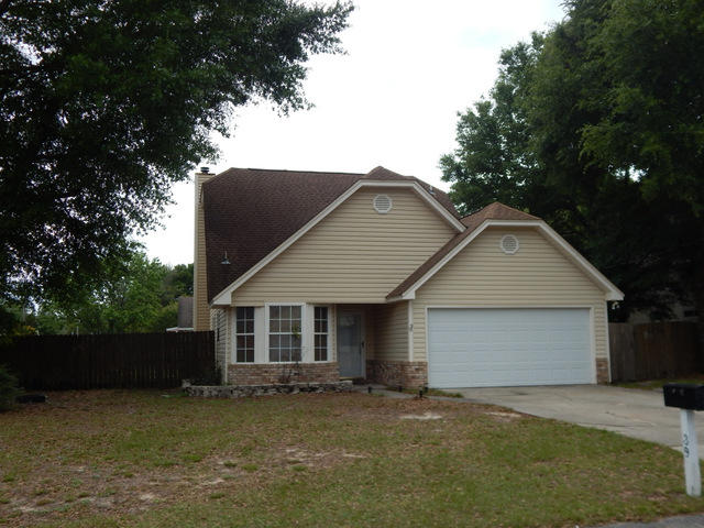 HOLLYROD PARK - Residential