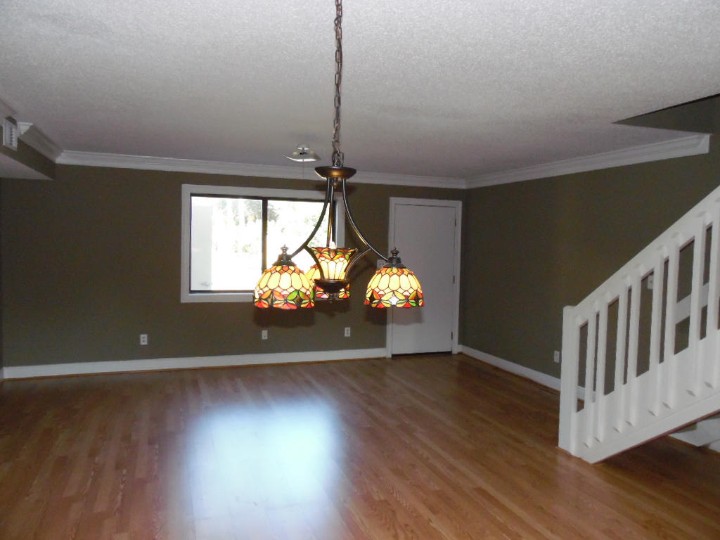 CEDAR AVE CONDO - Residential