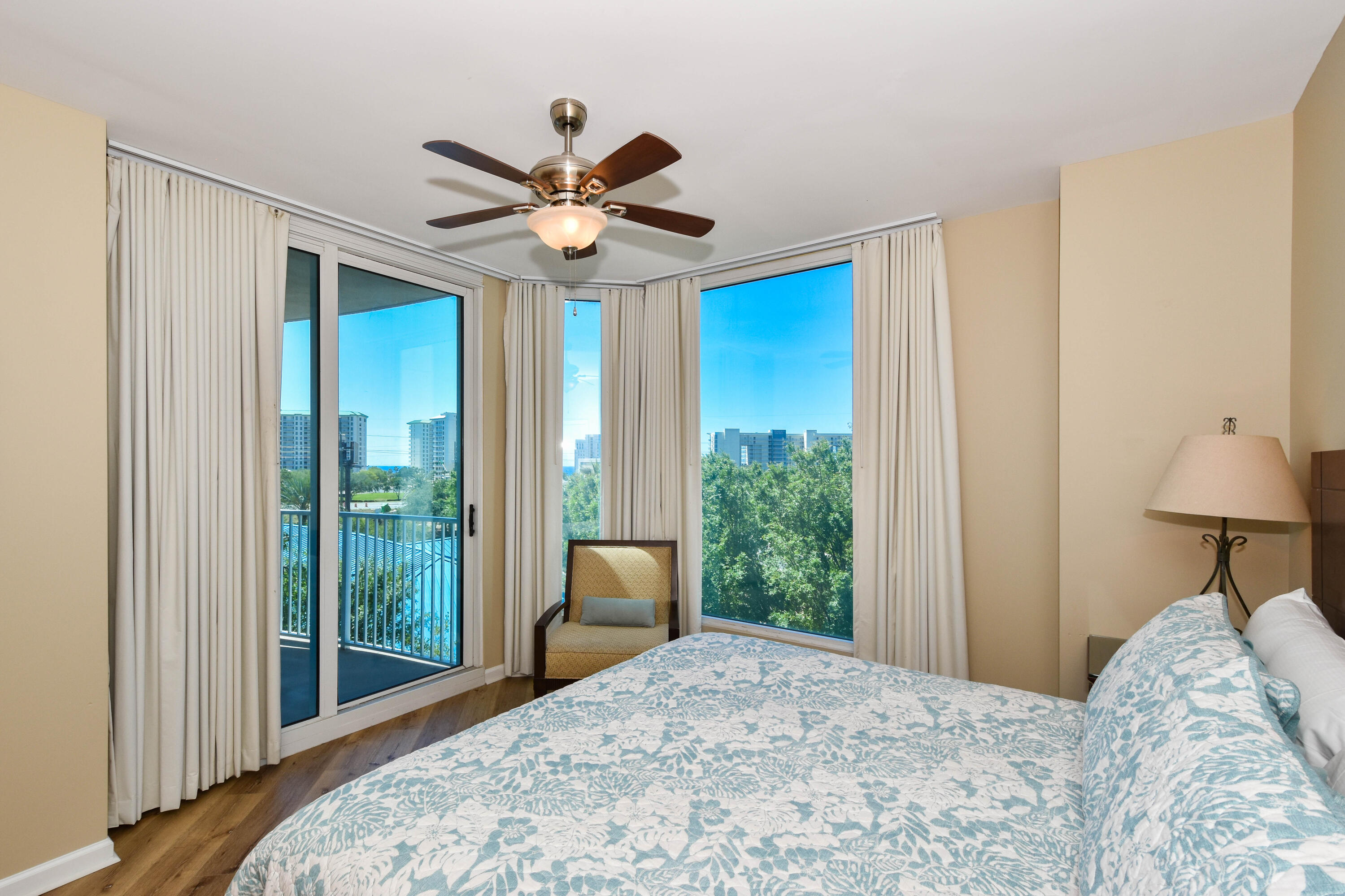 THE PALMS OF DESTIN - Residential
