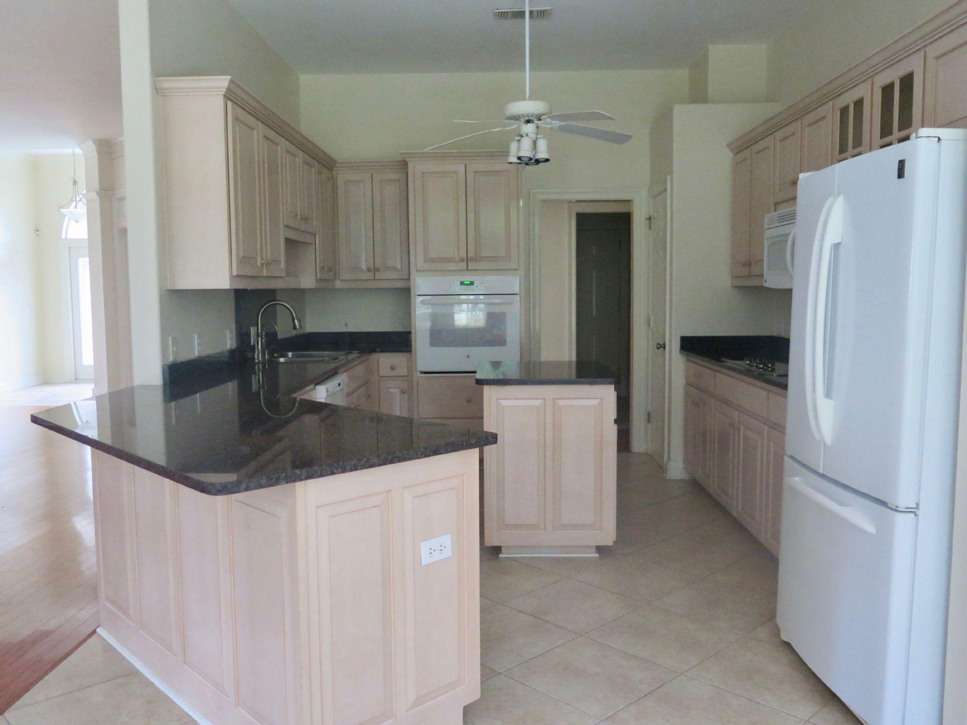 SOUND RETREAT - Residential