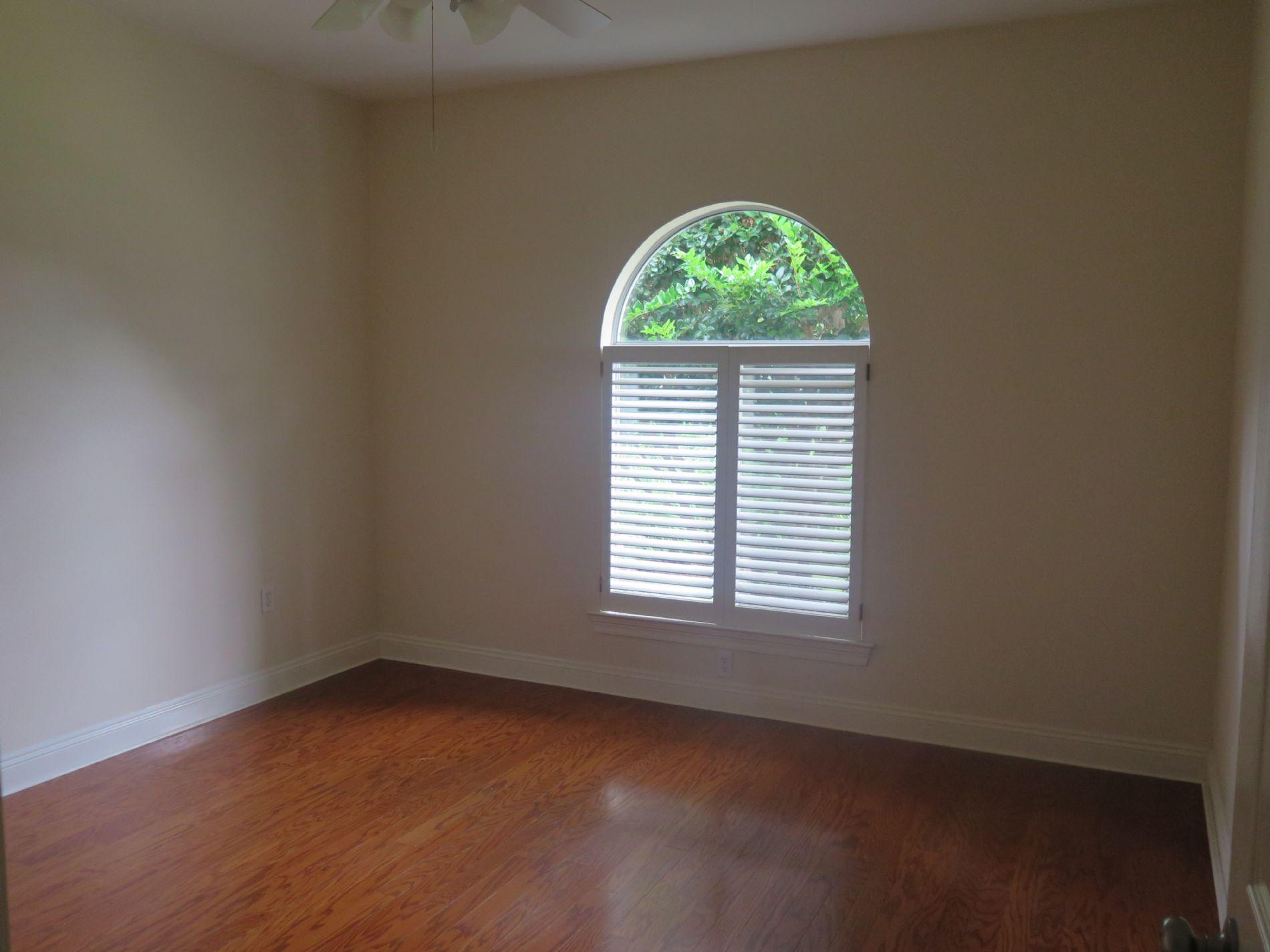 SOUND RETREAT - Residential