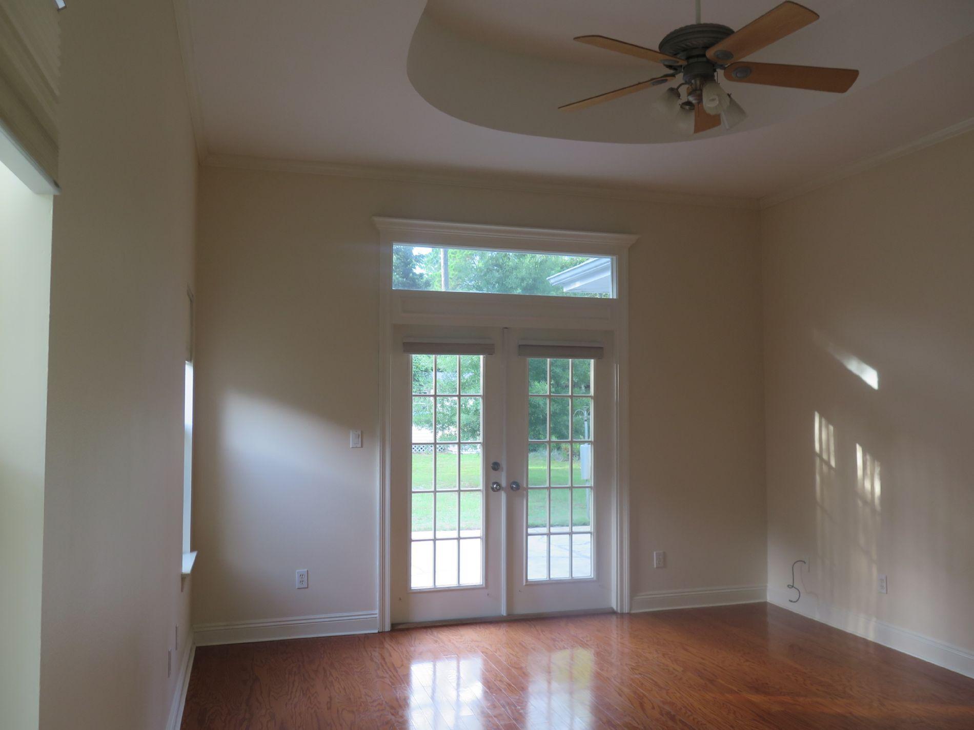 SOUND RETREAT - Residential