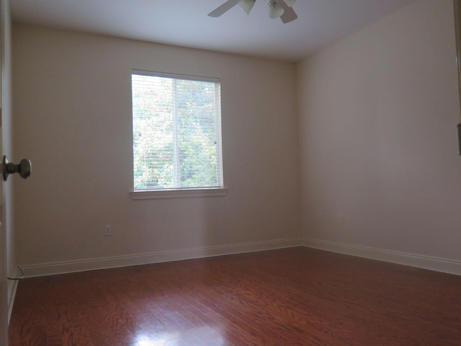 SOUND RETREAT - Residential