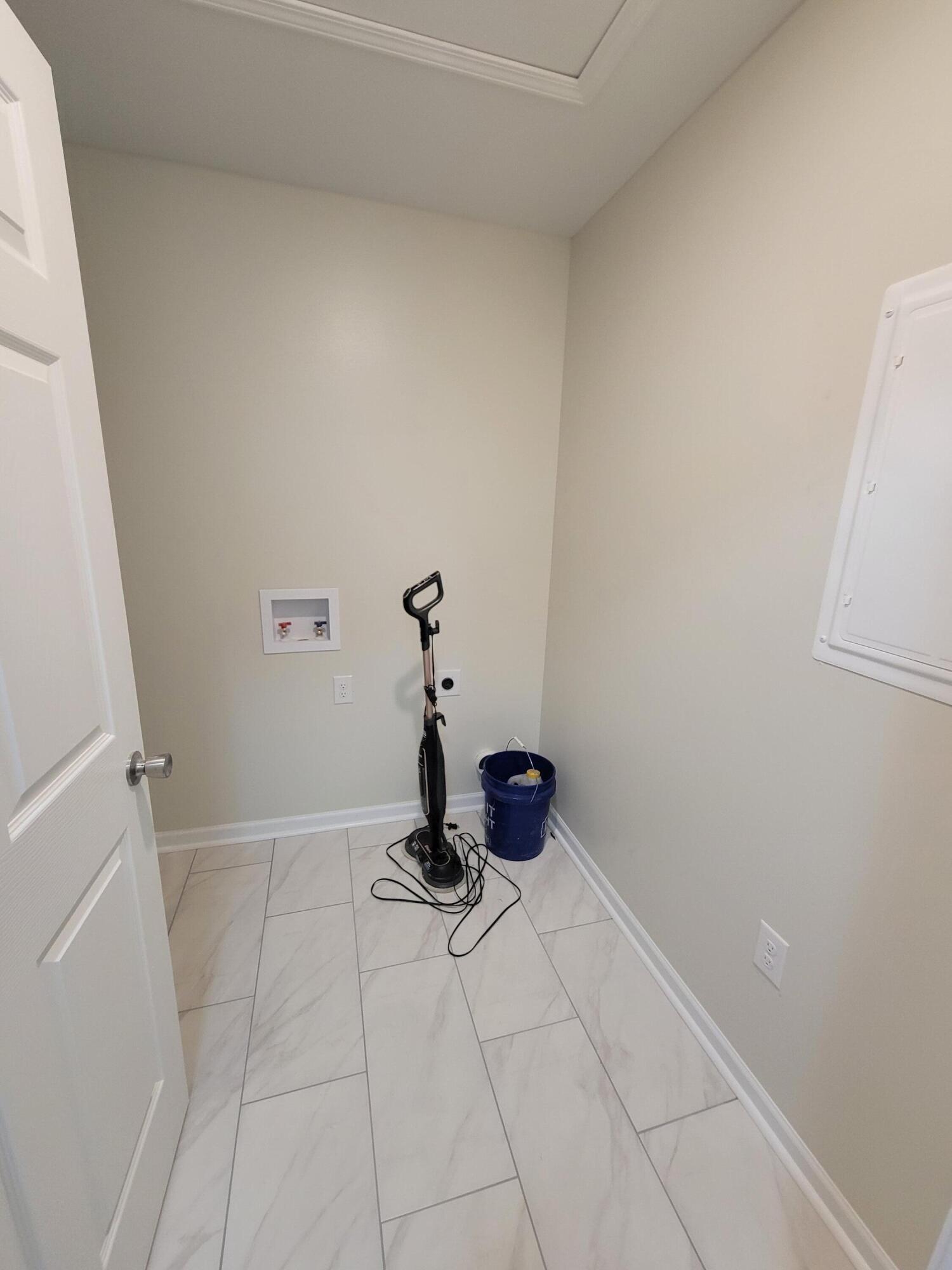 OAKWOOD HILLS UNIT 3 - Residential