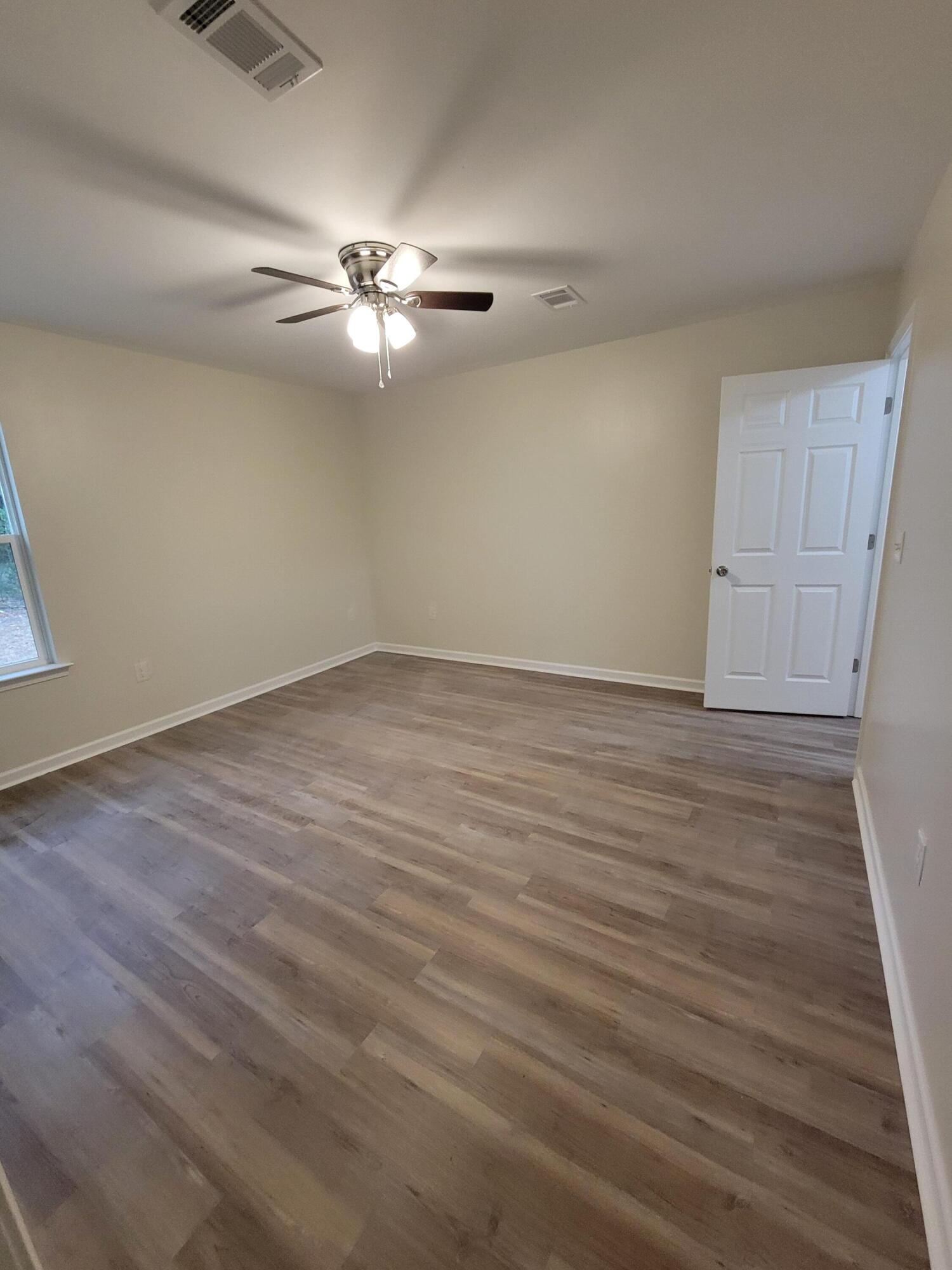 OAKWOOD HILLS UNIT 3 - Residential