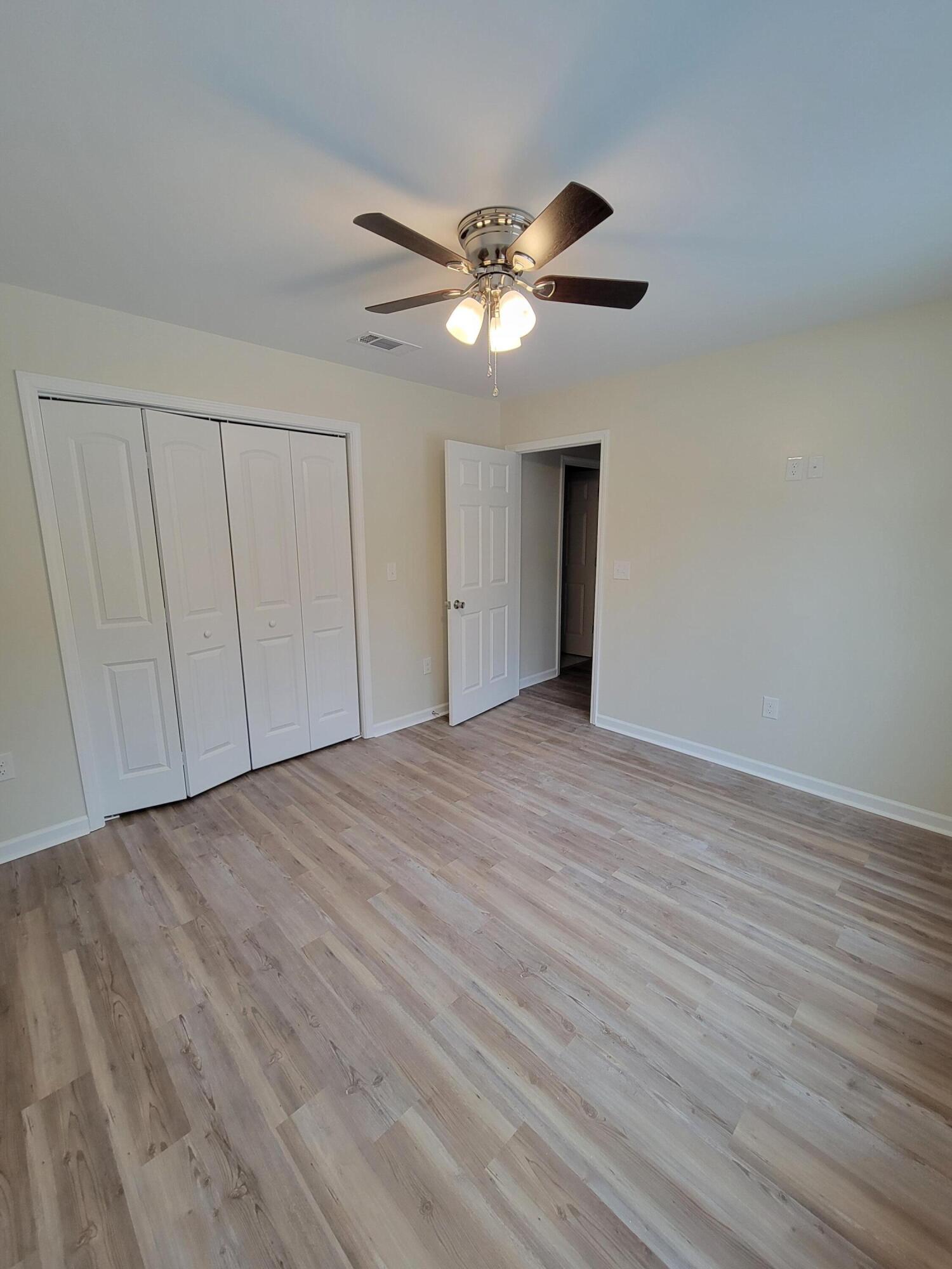 OAKWOOD HILLS UNIT 3 - Residential