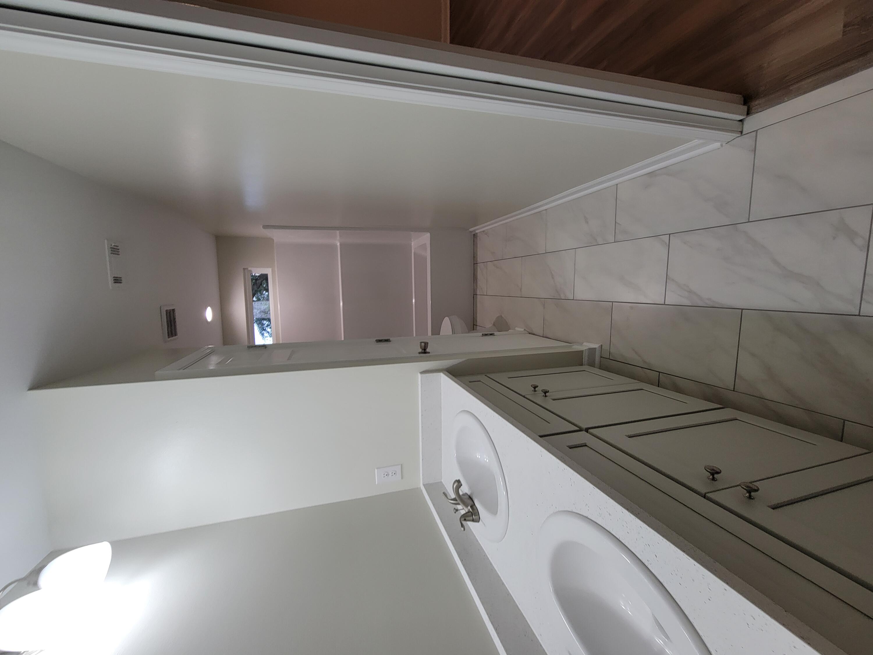 OAKWOOD HILLS UNIT 3 - Residential