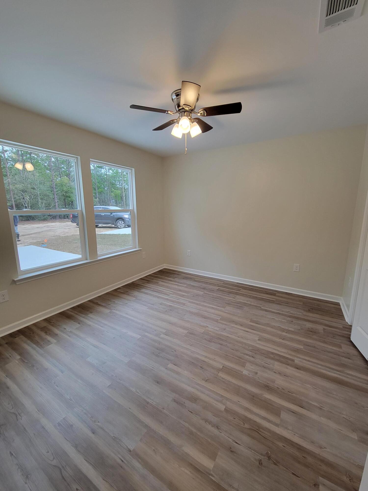 OAKWOOD HILLS UNIT 3 - Residential