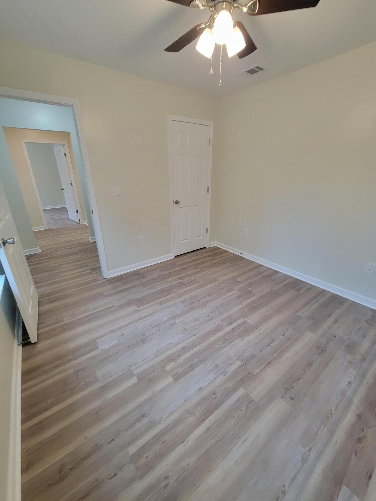 OAKWOOD HILLS UNIT 3 - Residential