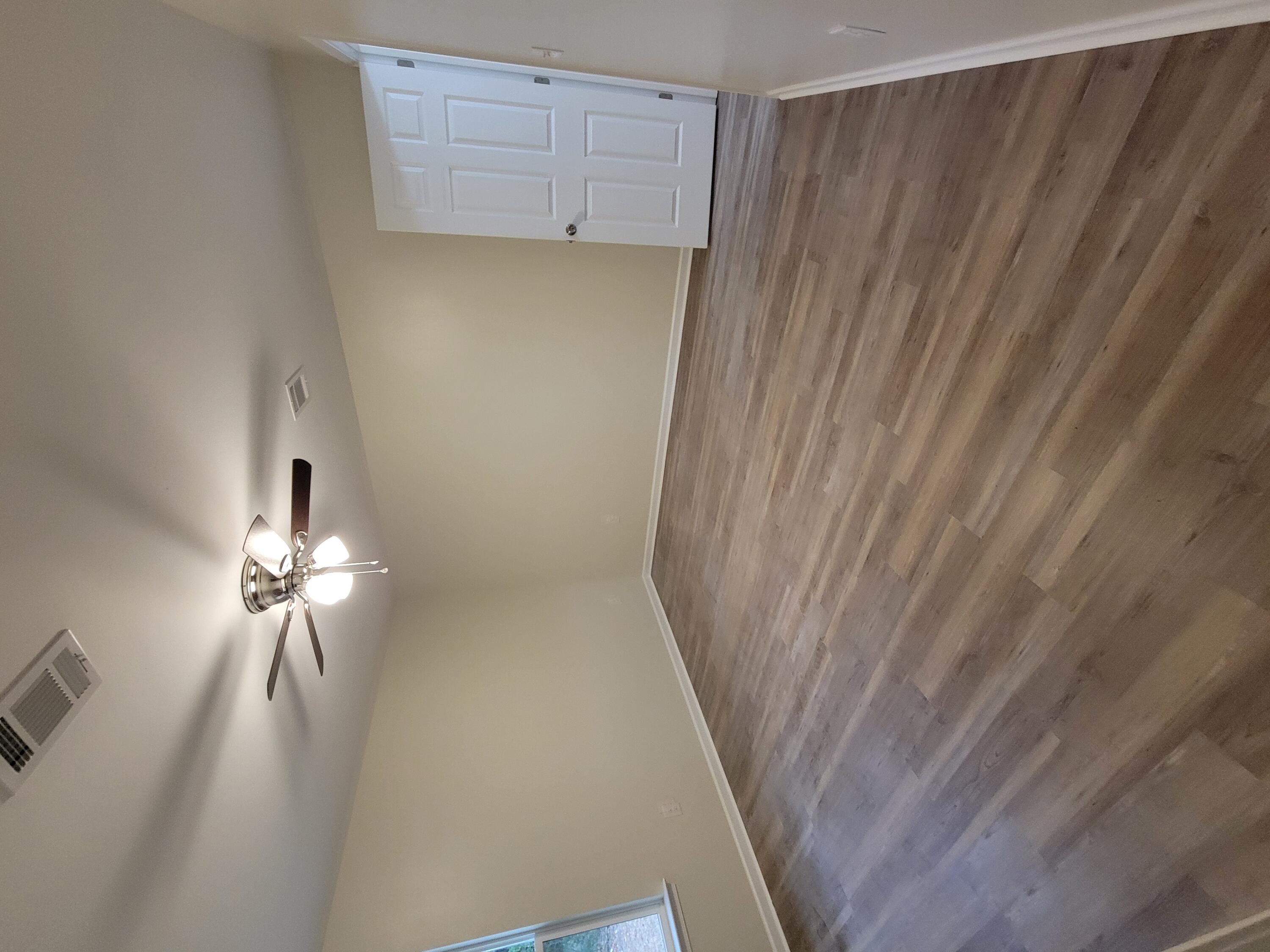 OAKWOOD HILLS UNIT 3 - Residential