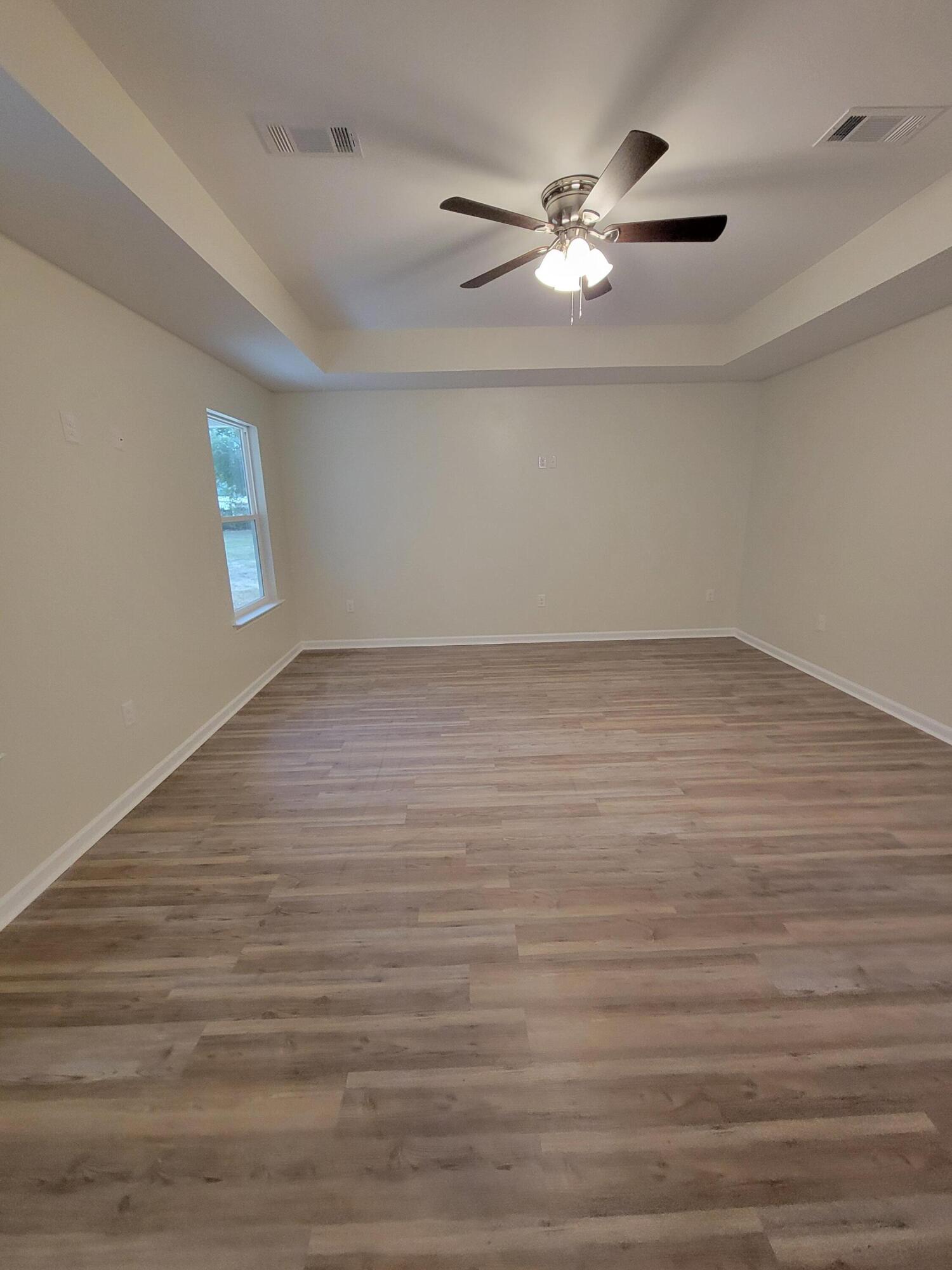 OAKWOOD HILLS UNIT 3 - Residential