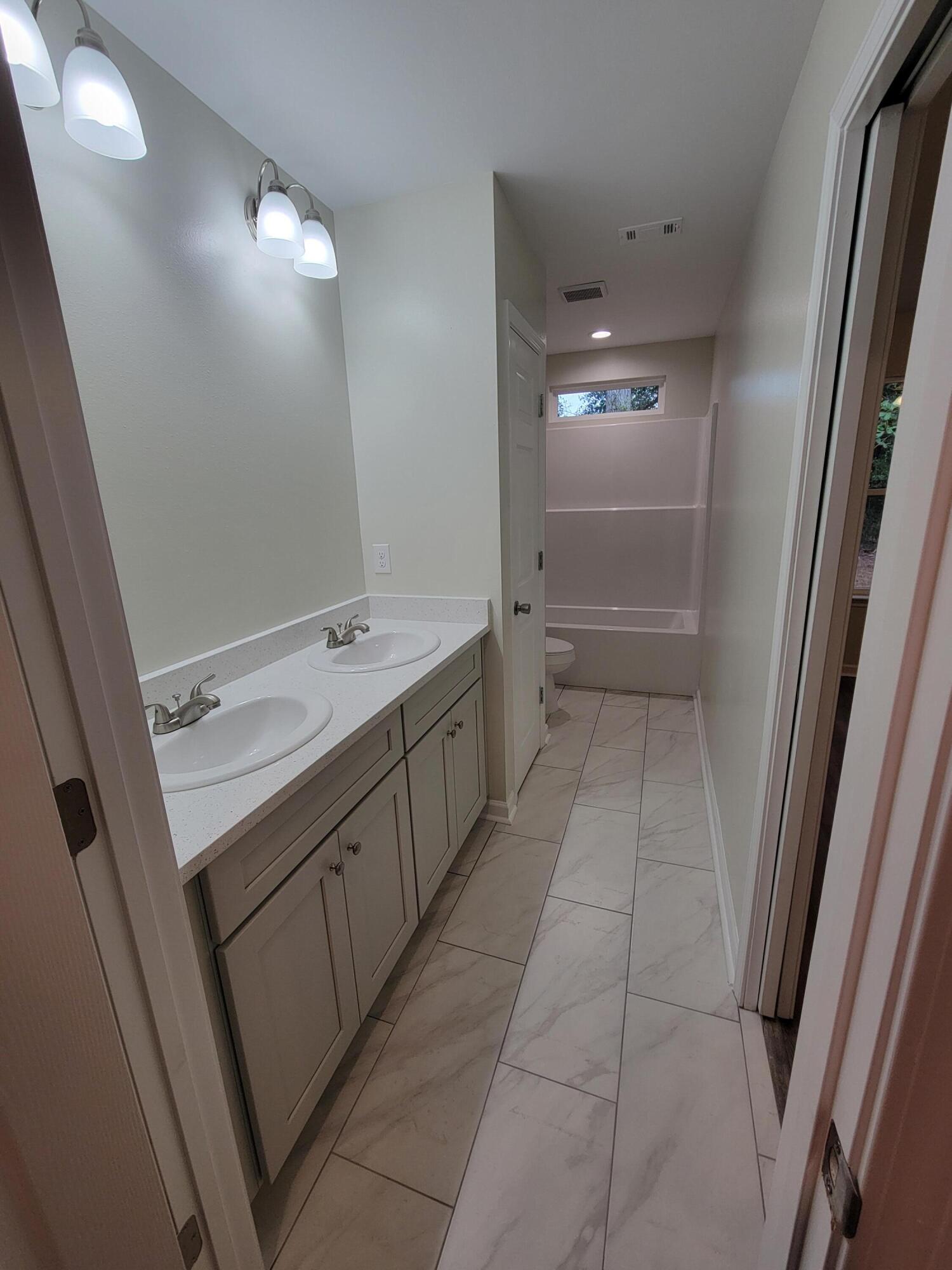 OAKWOOD HILLS UNIT 3 - Residential