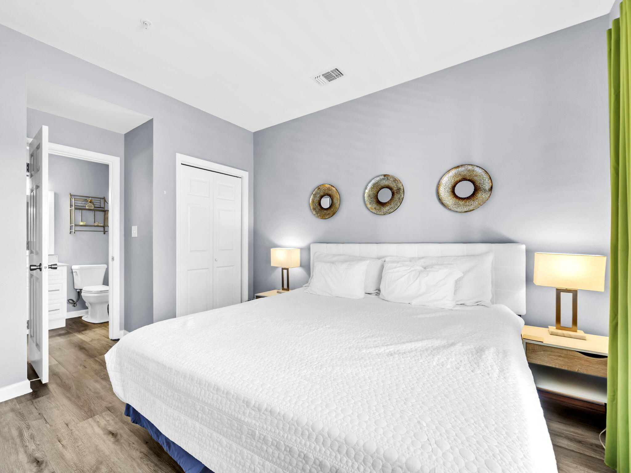 POINTE OF VIEW CONDO - Residential Lease