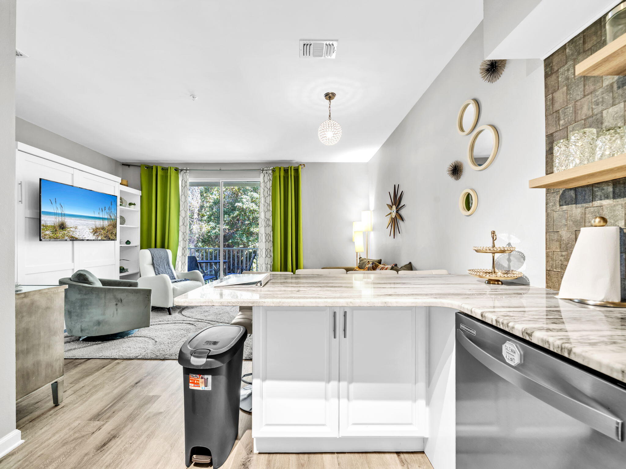 POINTE OF VIEW CONDO - Residential Lease