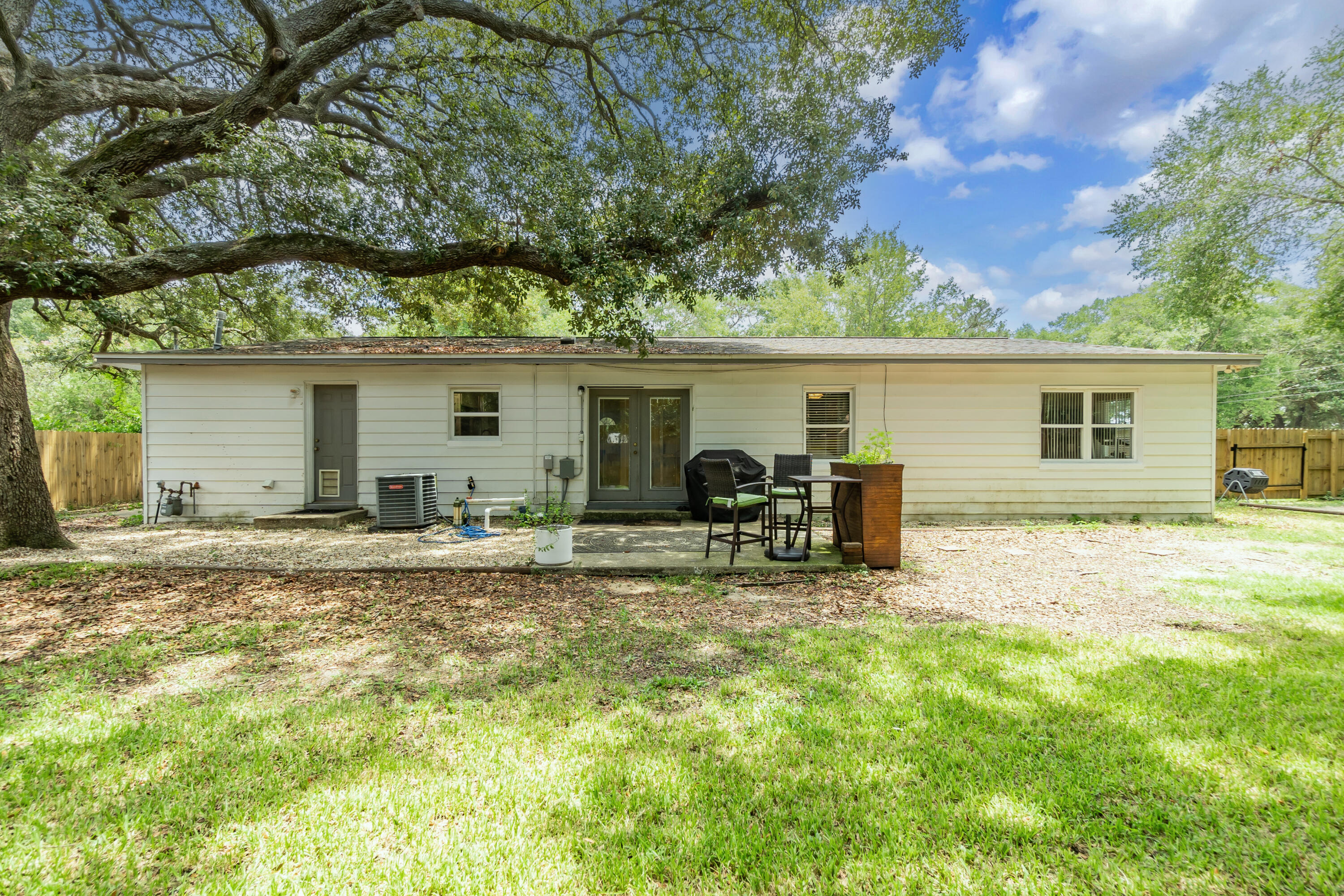 MIDPINES - Residential