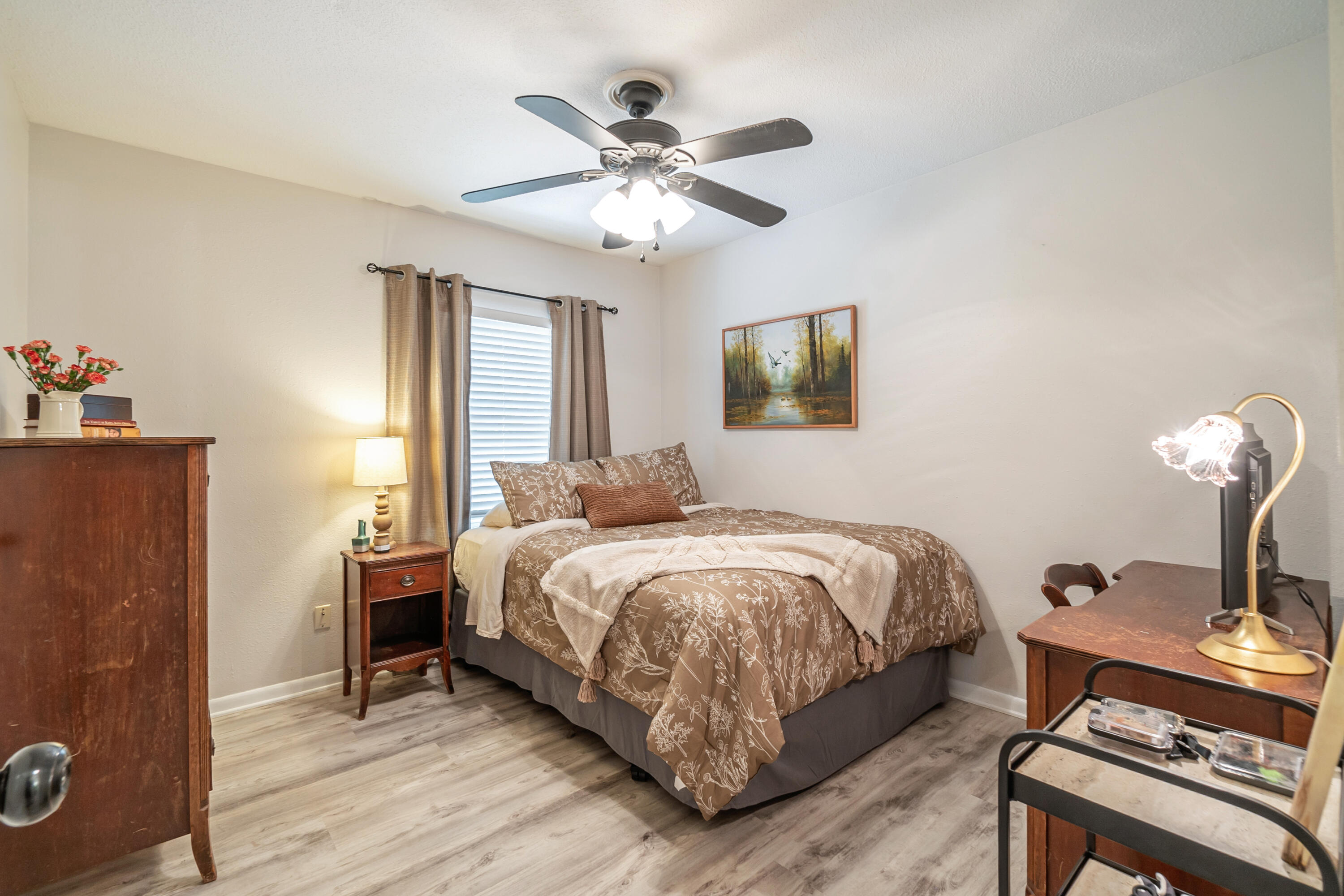 MIDPINES - Residential