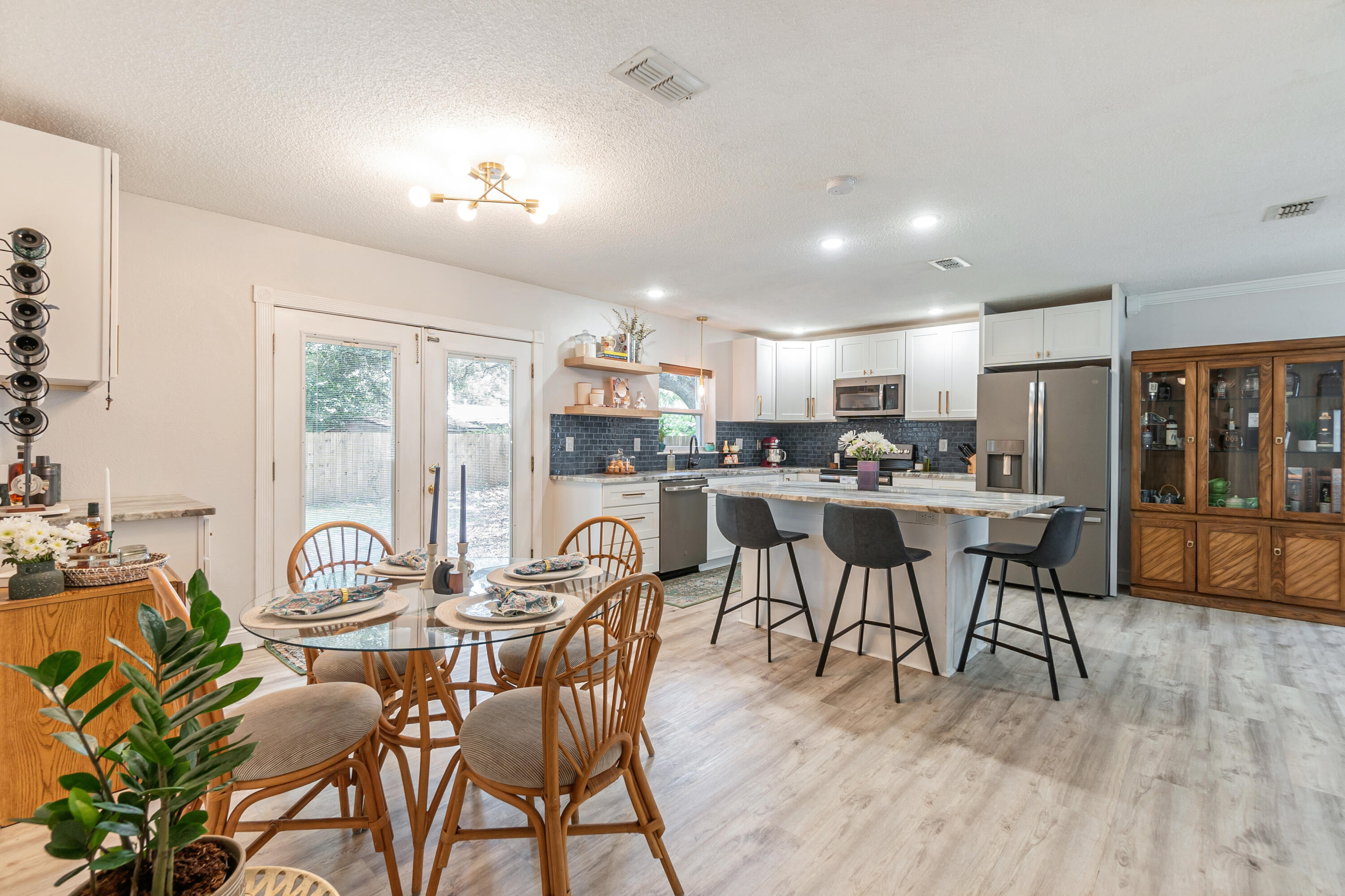 MIDPINES - Residential