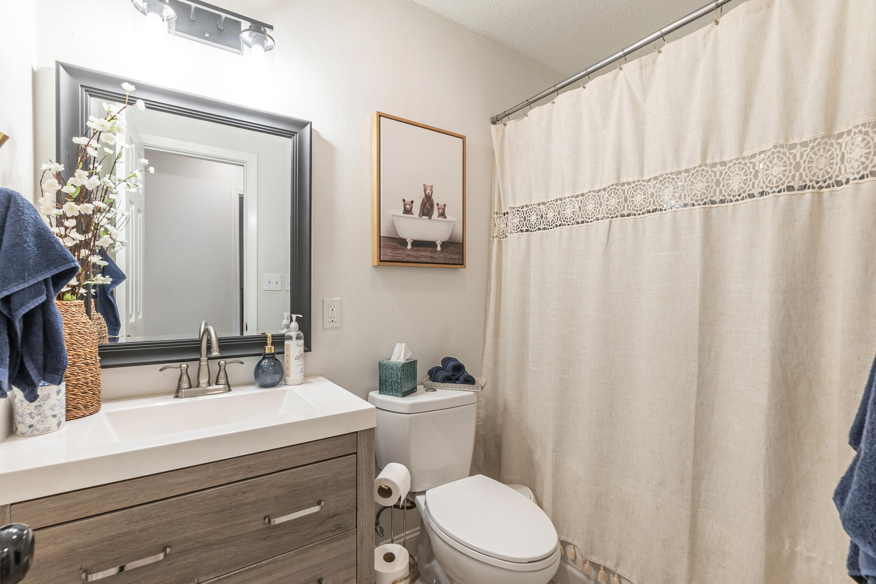 MIDPINES - Residential