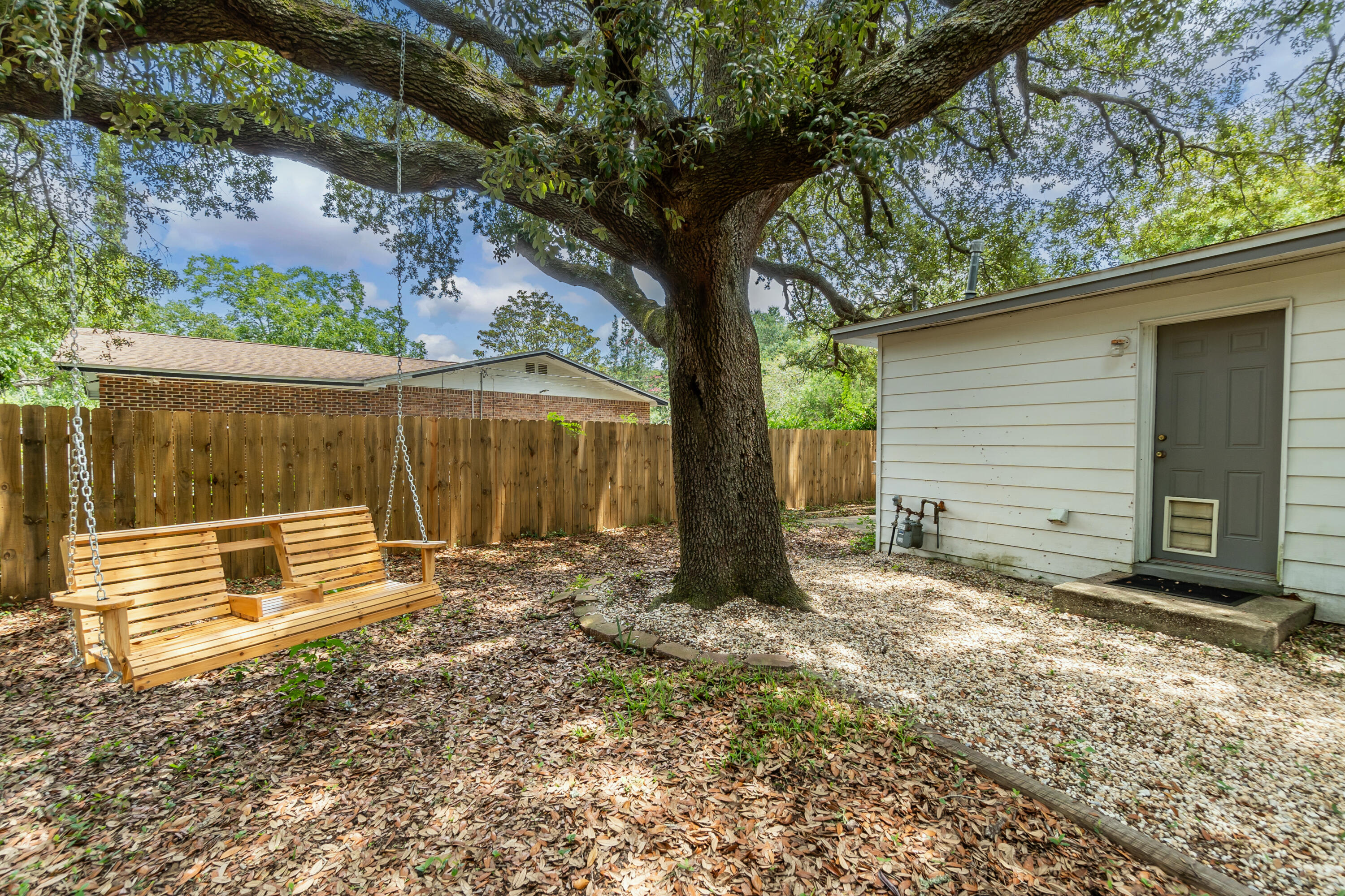 MIDPINES - Residential