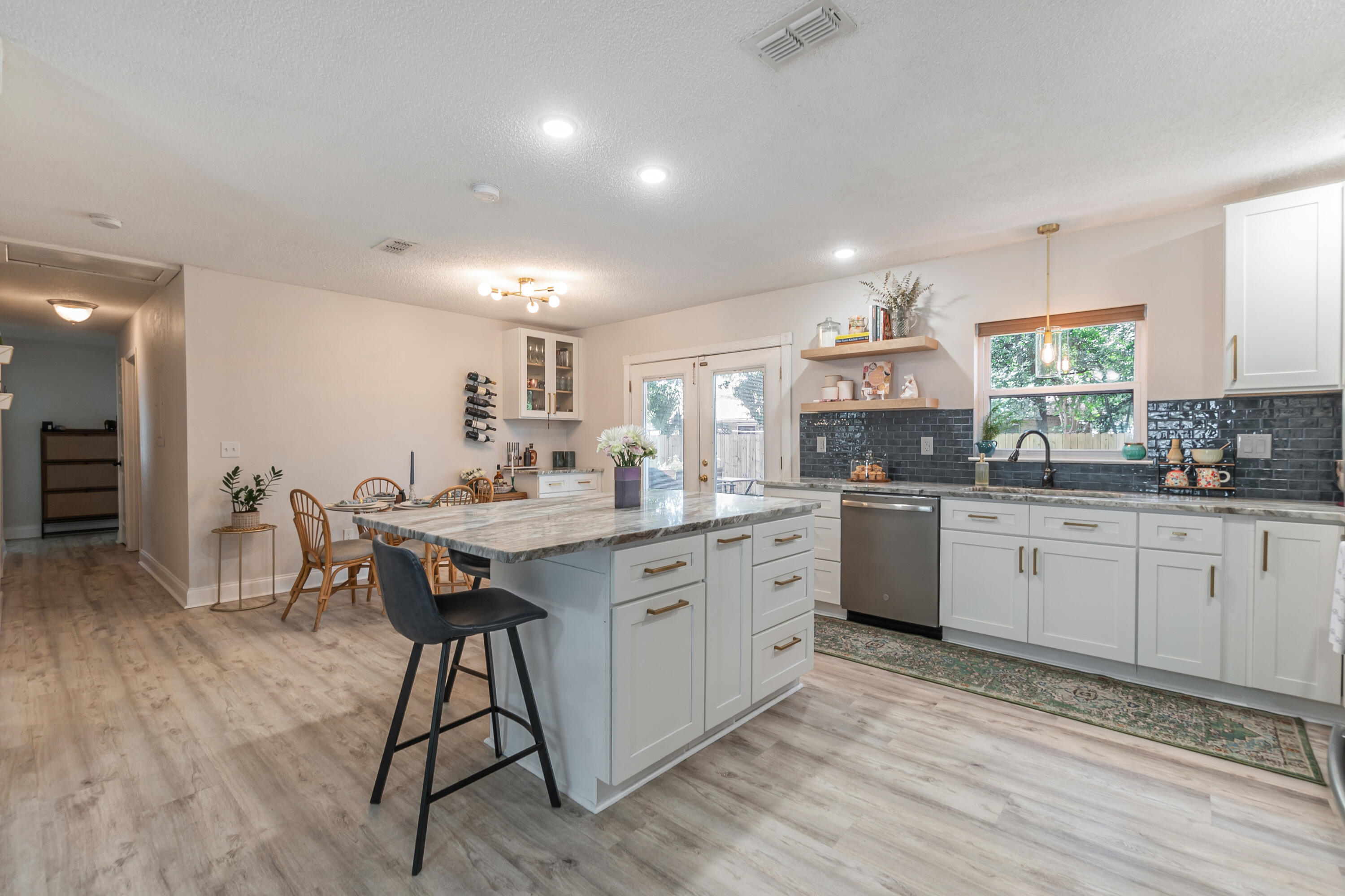 MIDPINES - Residential