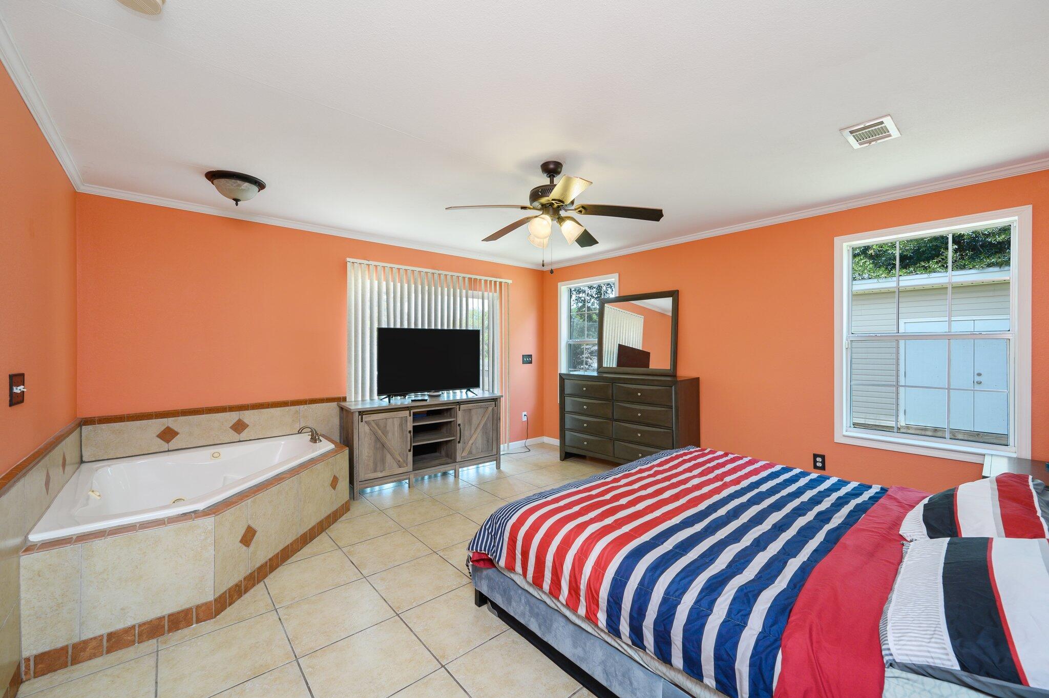 COUNTRYVIEW EST 7TH ADD - Residential Lease