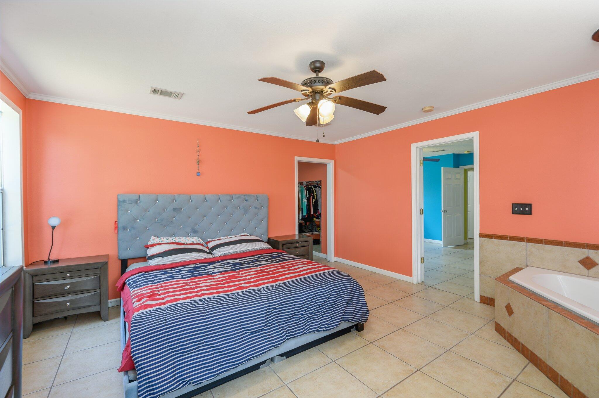 COUNTRYVIEW EST 7TH ADD - Residential Lease