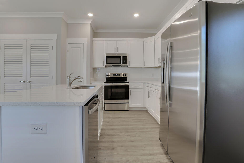 VERANDAS OF FREEPORT - Residential
