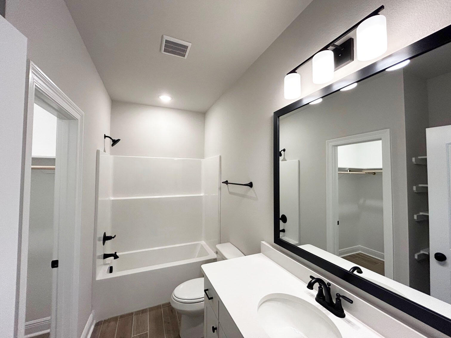 HAMMOCK BAY - STARBURST - Residential