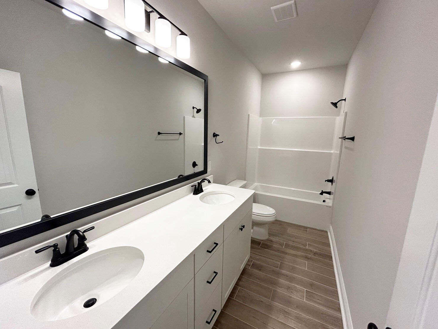 HAMMOCK BAY - STARBURST - Residential