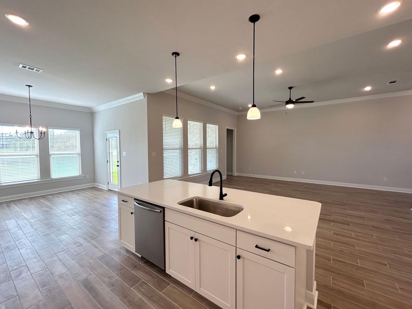 HAMMOCK BAY - STARBURST - Residential