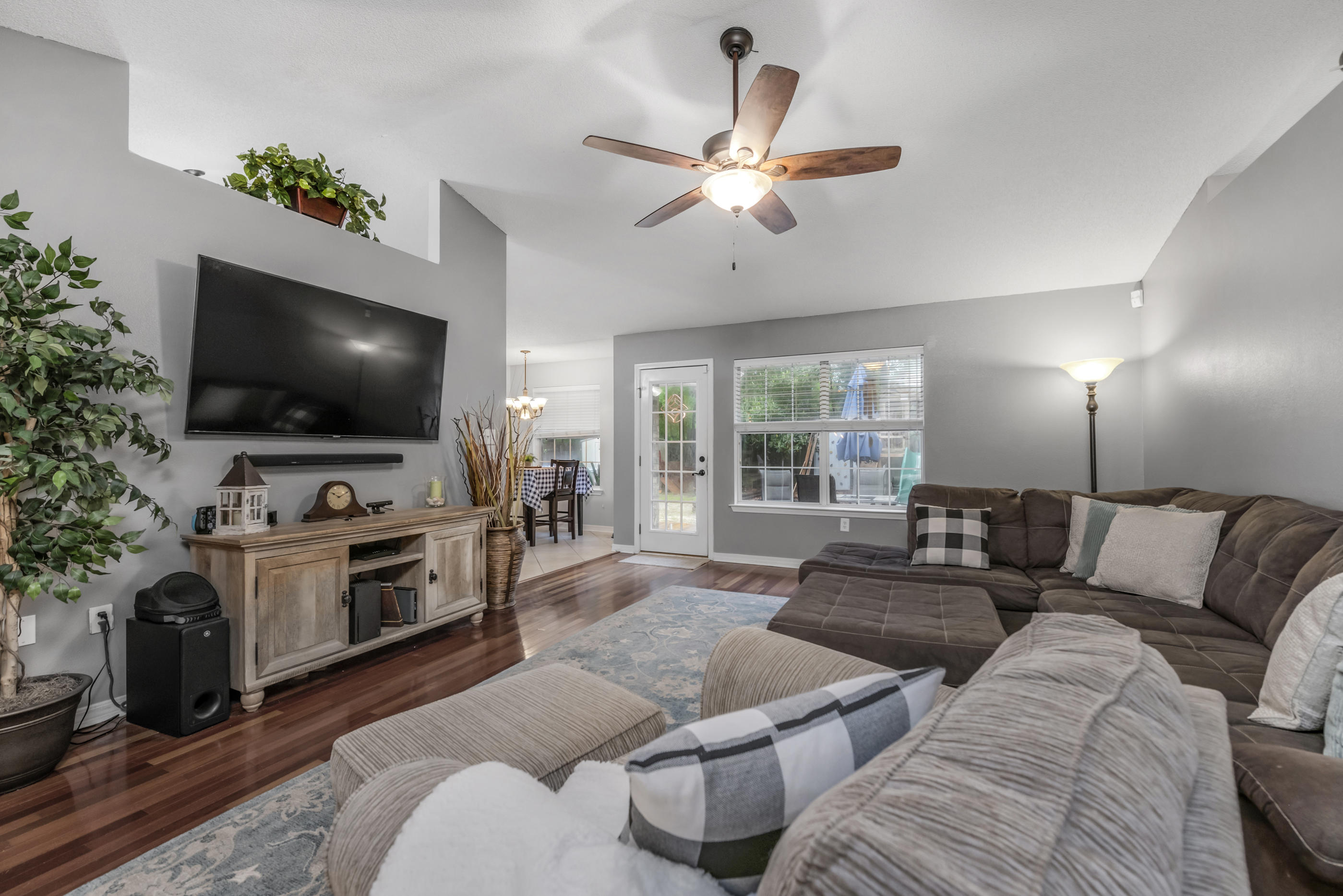 BRIGHTON OAKS - Residential