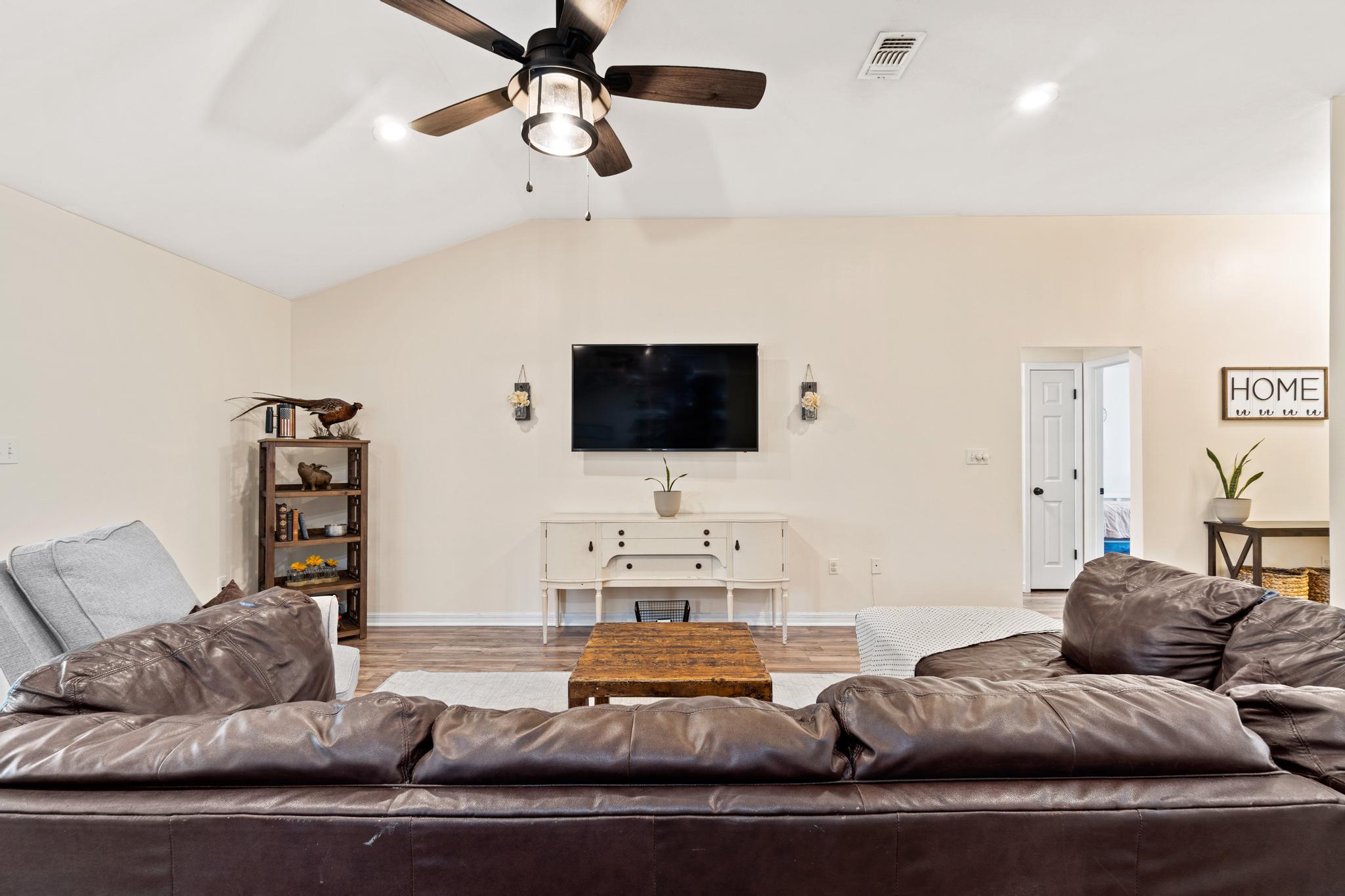 HOLLEY BY THE SEA - Residential