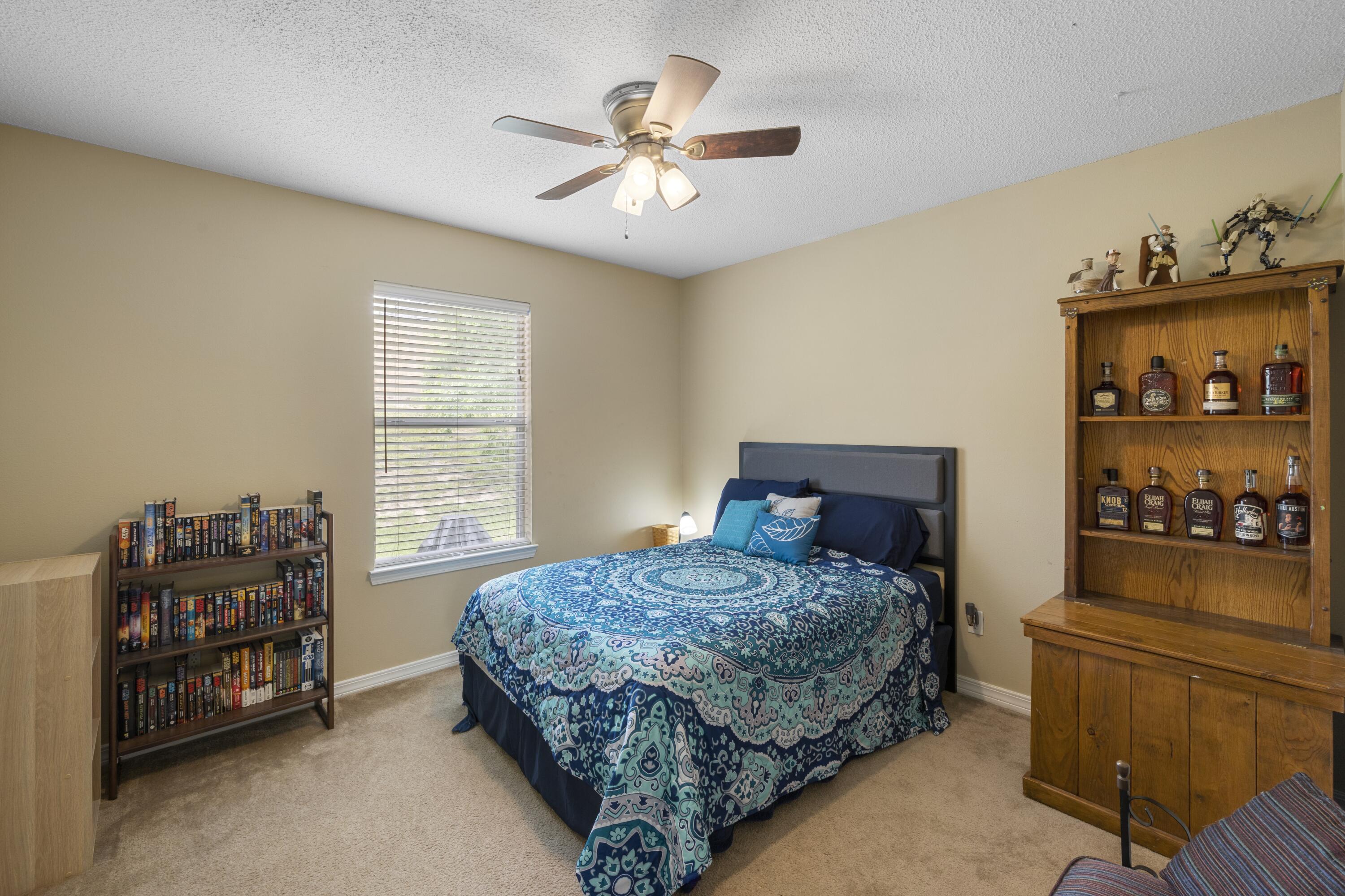 COUNTRYVIEW ESTATES 10TH ADDN - Residential
