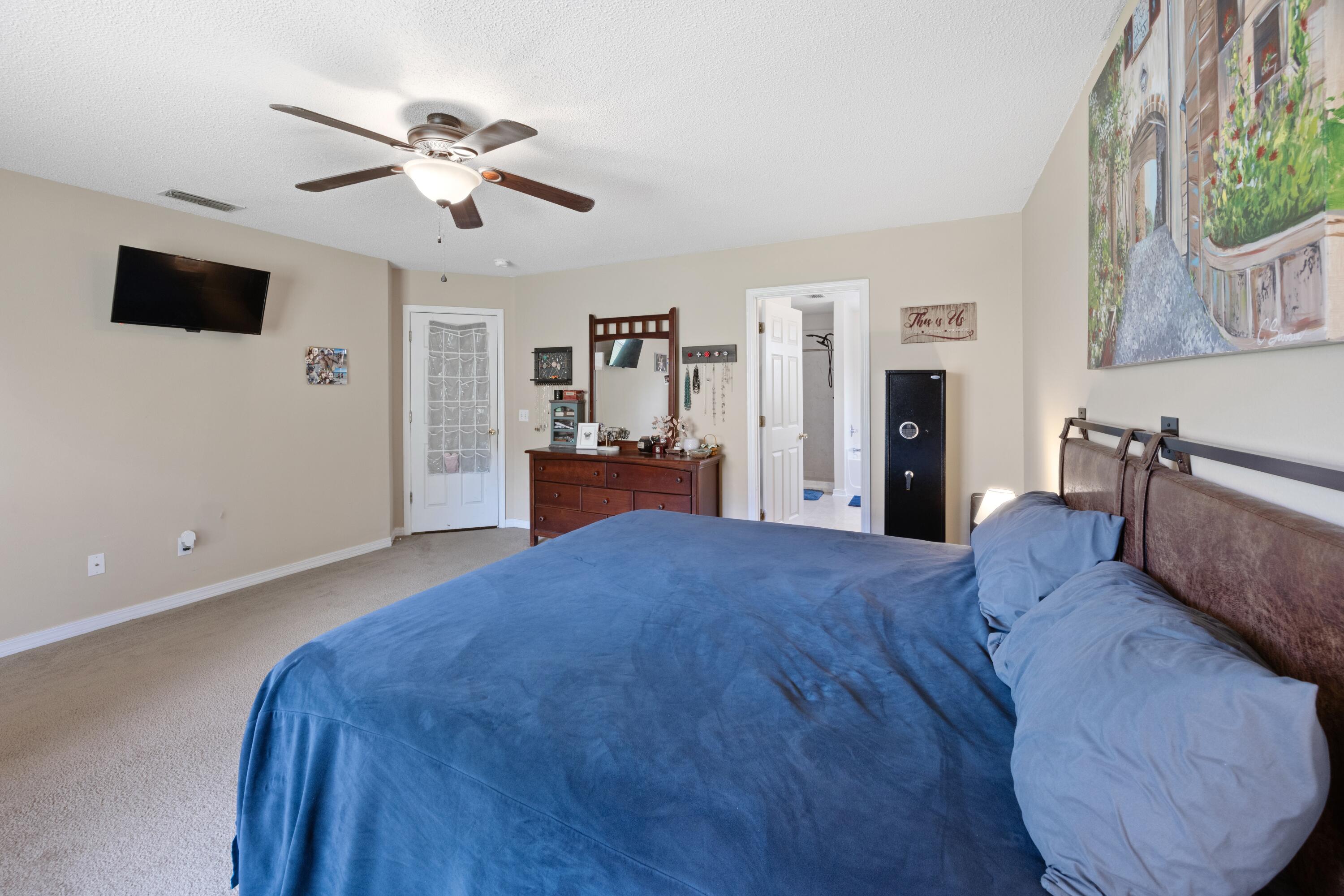 COUNTRYVIEW ESTATES 10TH ADDN - Residential