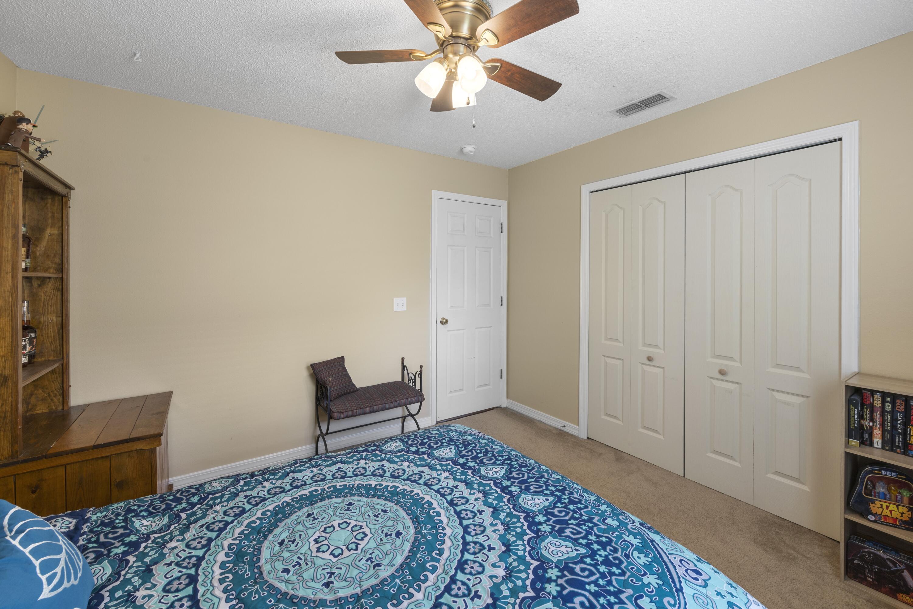 COUNTRYVIEW ESTATES 10TH ADDN - Residential