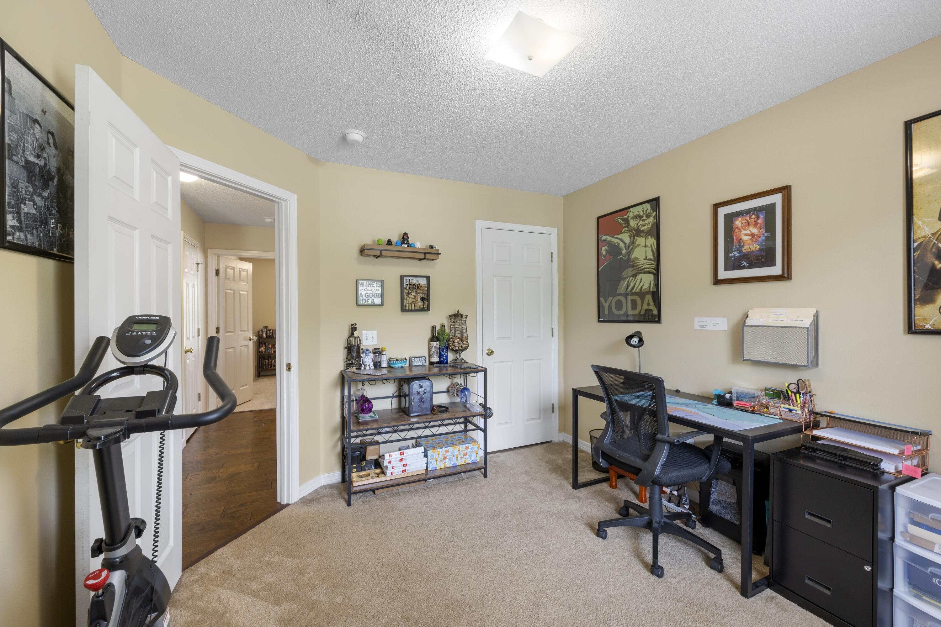 COUNTRYVIEW ESTATES 10TH ADDN - Residential