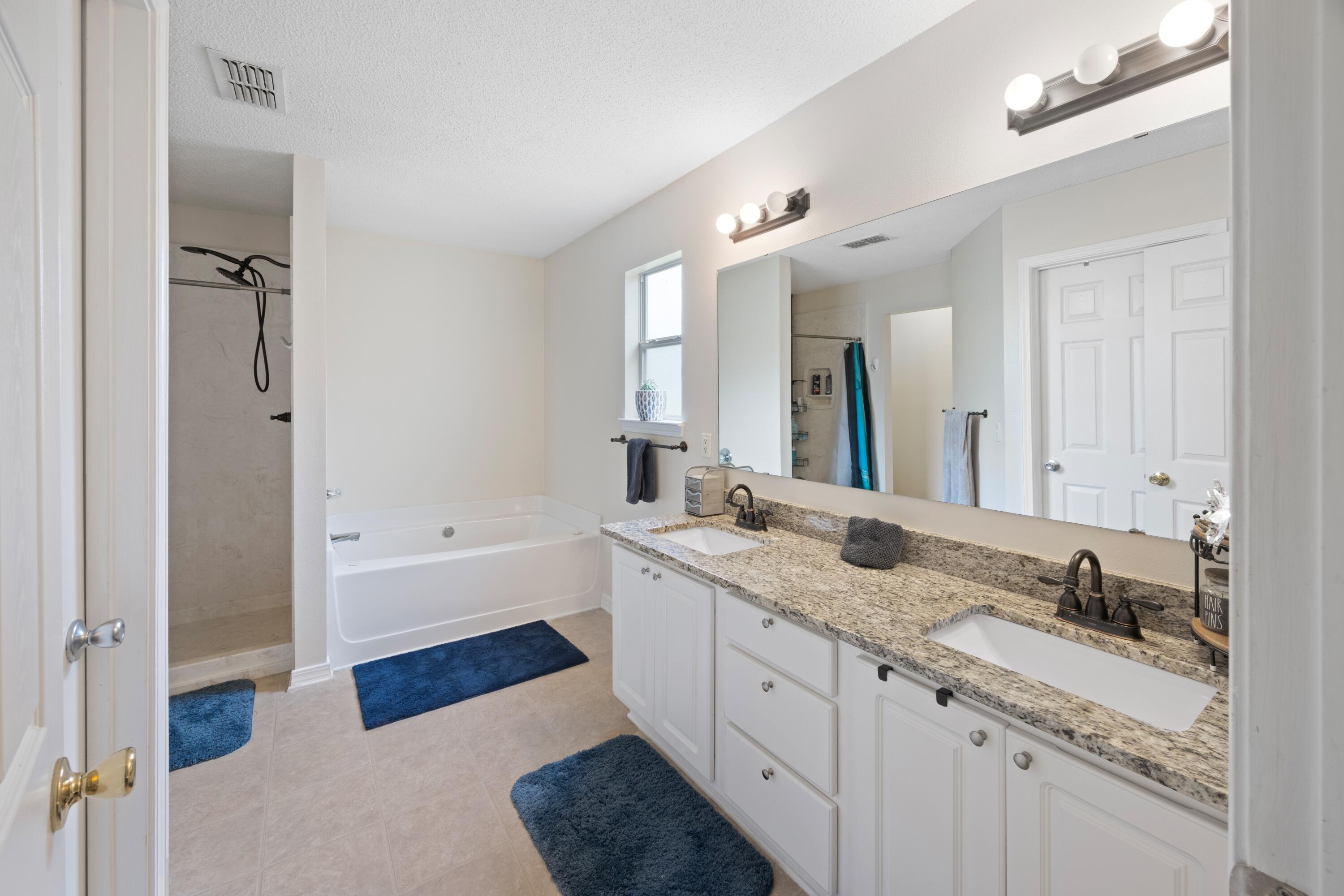 COUNTRYVIEW ESTATES 10TH ADDN - Residential