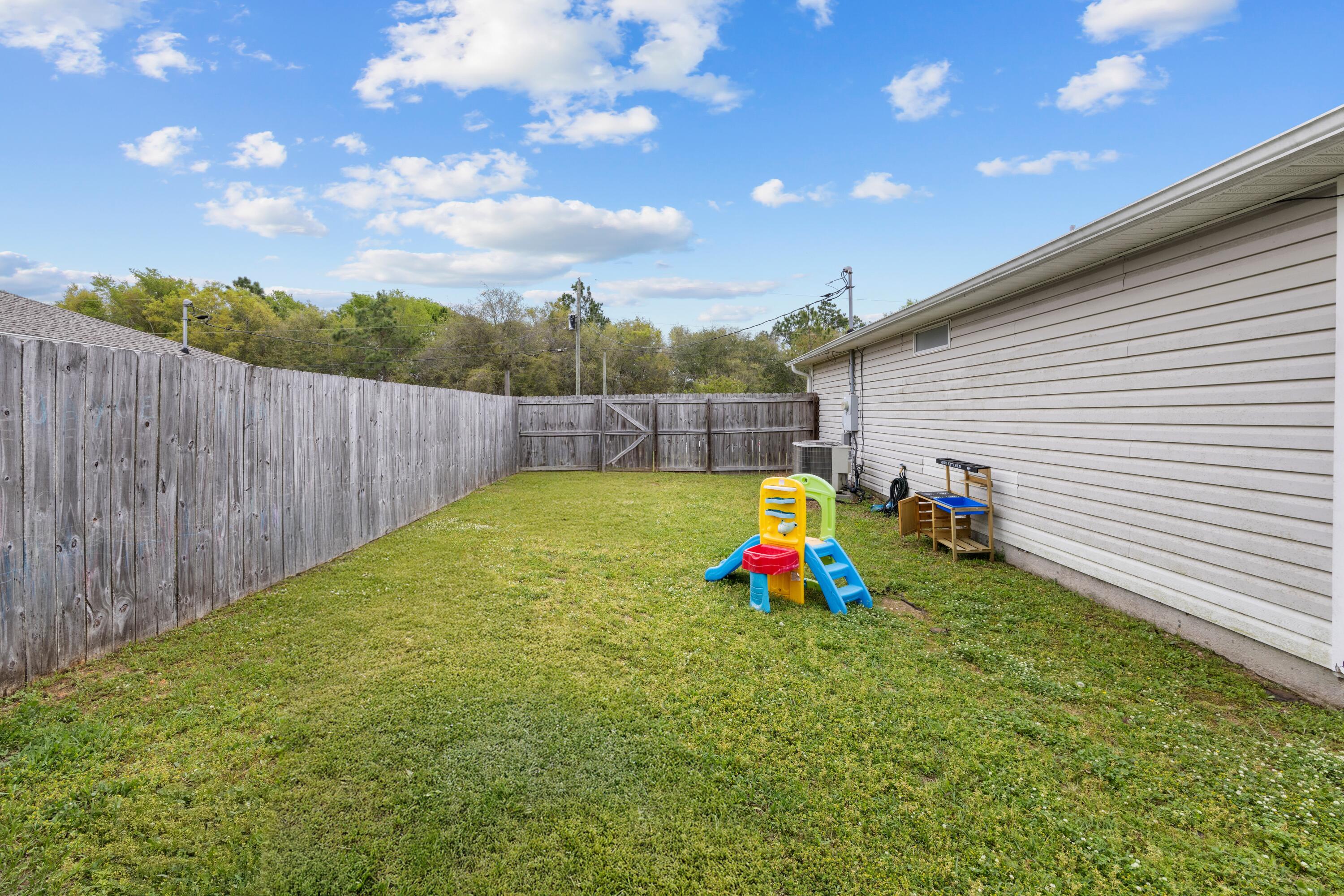 COUNTRYVIEW ESTATES 10TH ADDN - Residential
