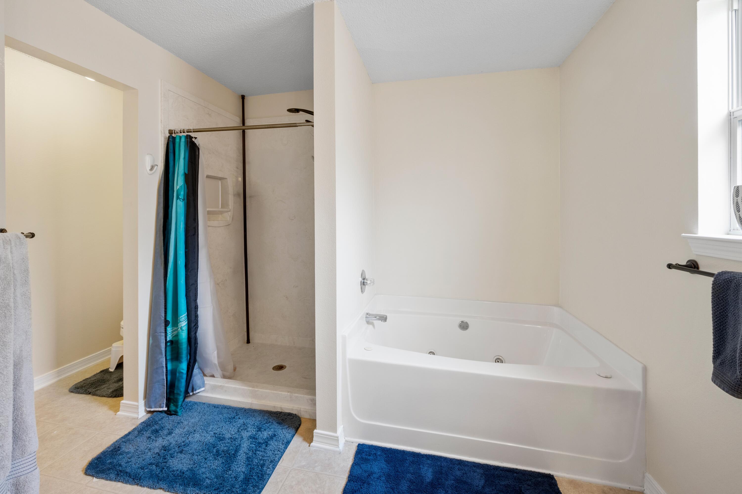 COUNTRYVIEW ESTATES 10TH ADDN - Residential