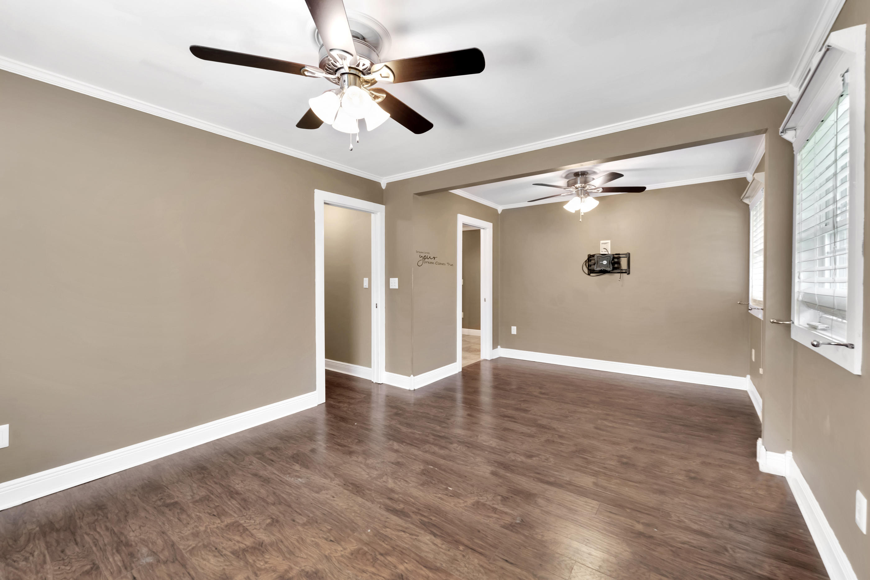 SPRINGHILL S/D LOT 23 - Residential