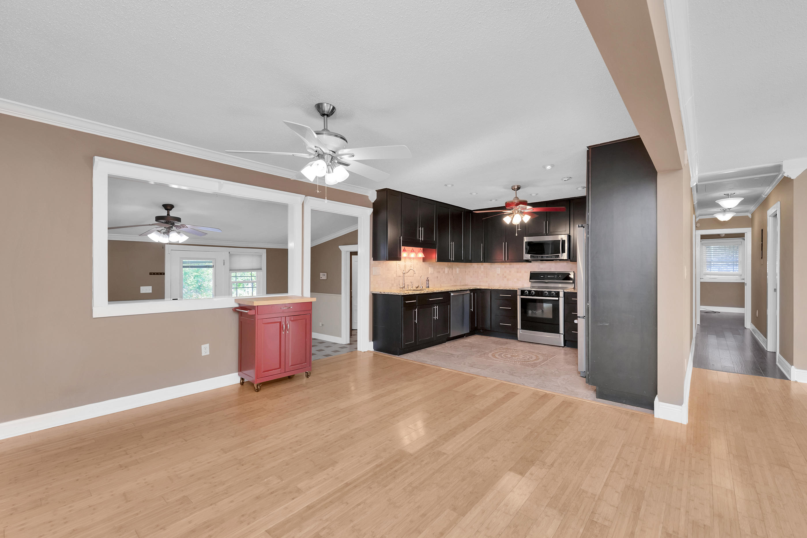 SPRINGHILL S/D LOT 23 - Residential