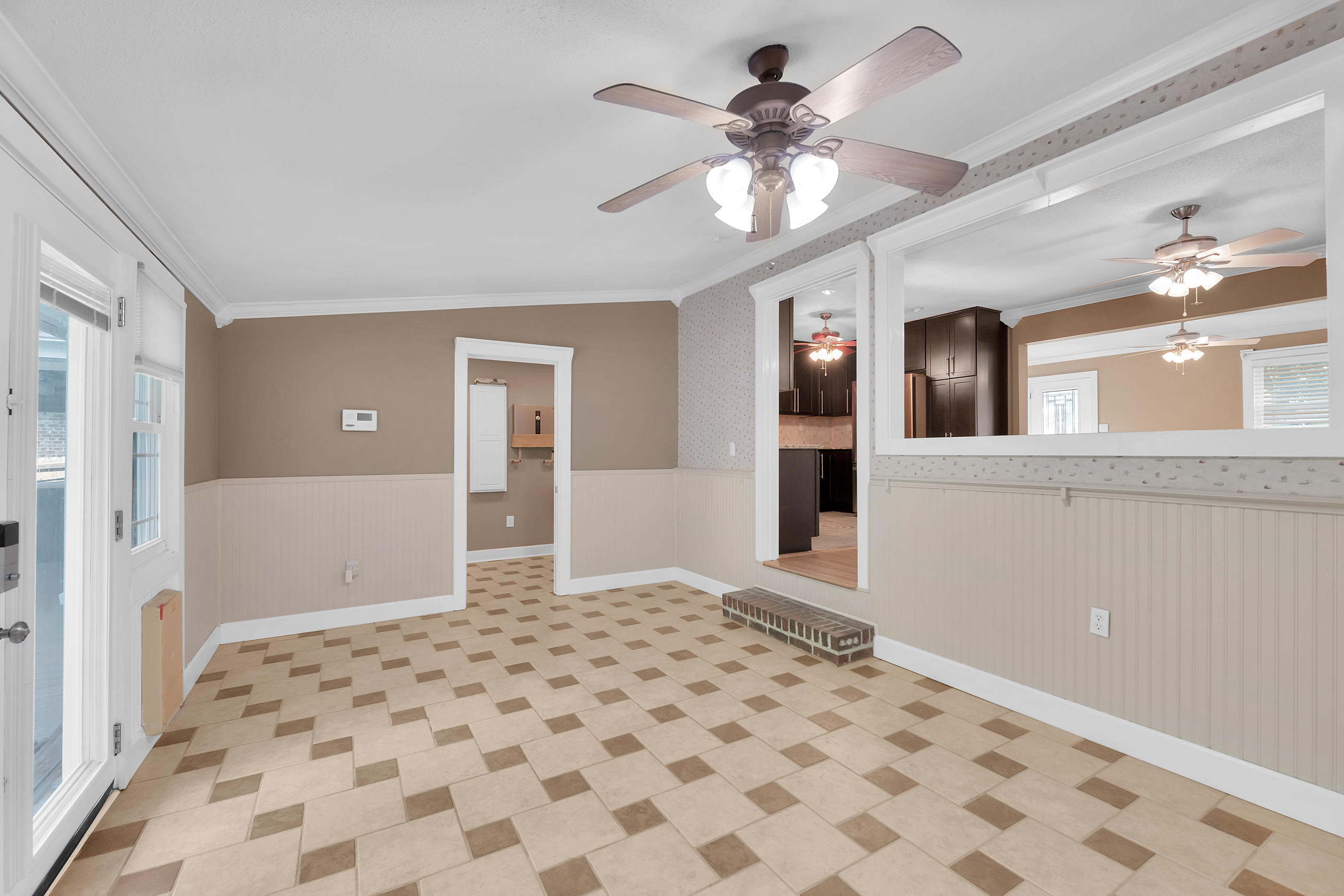 SPRINGHILL S/D LOT 23 - Residential