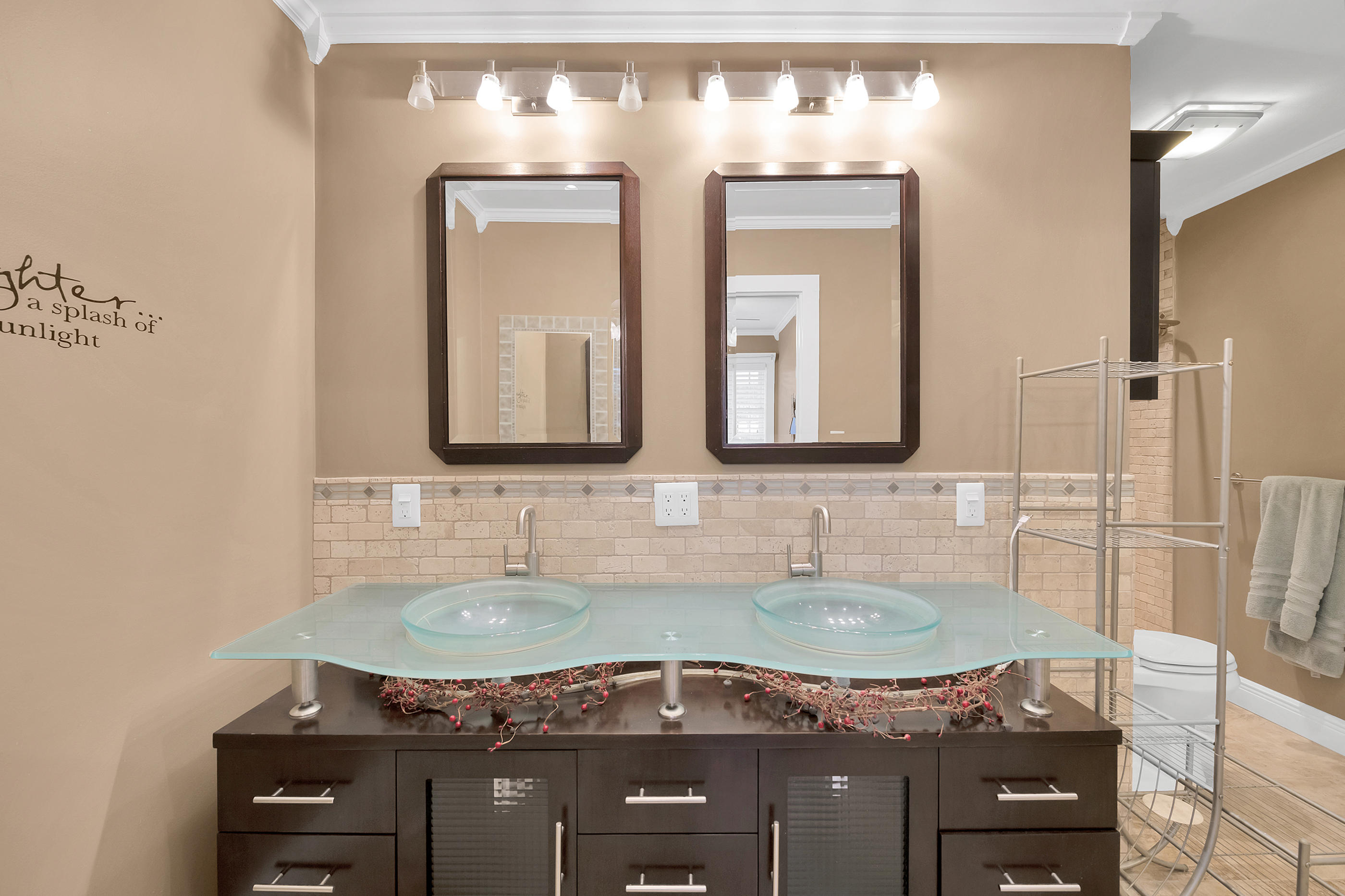 SPRINGHILL S/D LOT 23 - Residential