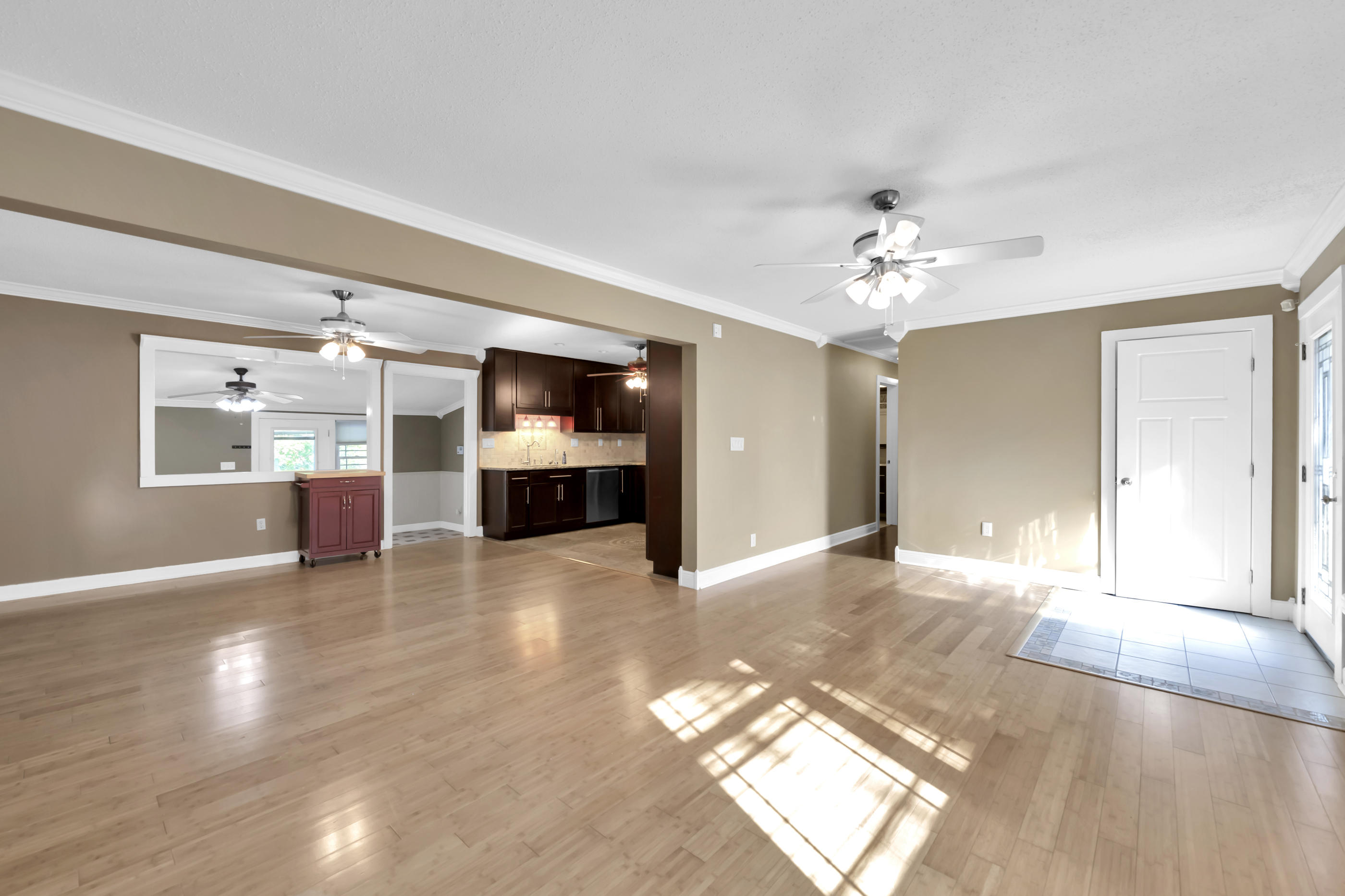 SPRINGHILL S/D LOT 23 - Residential