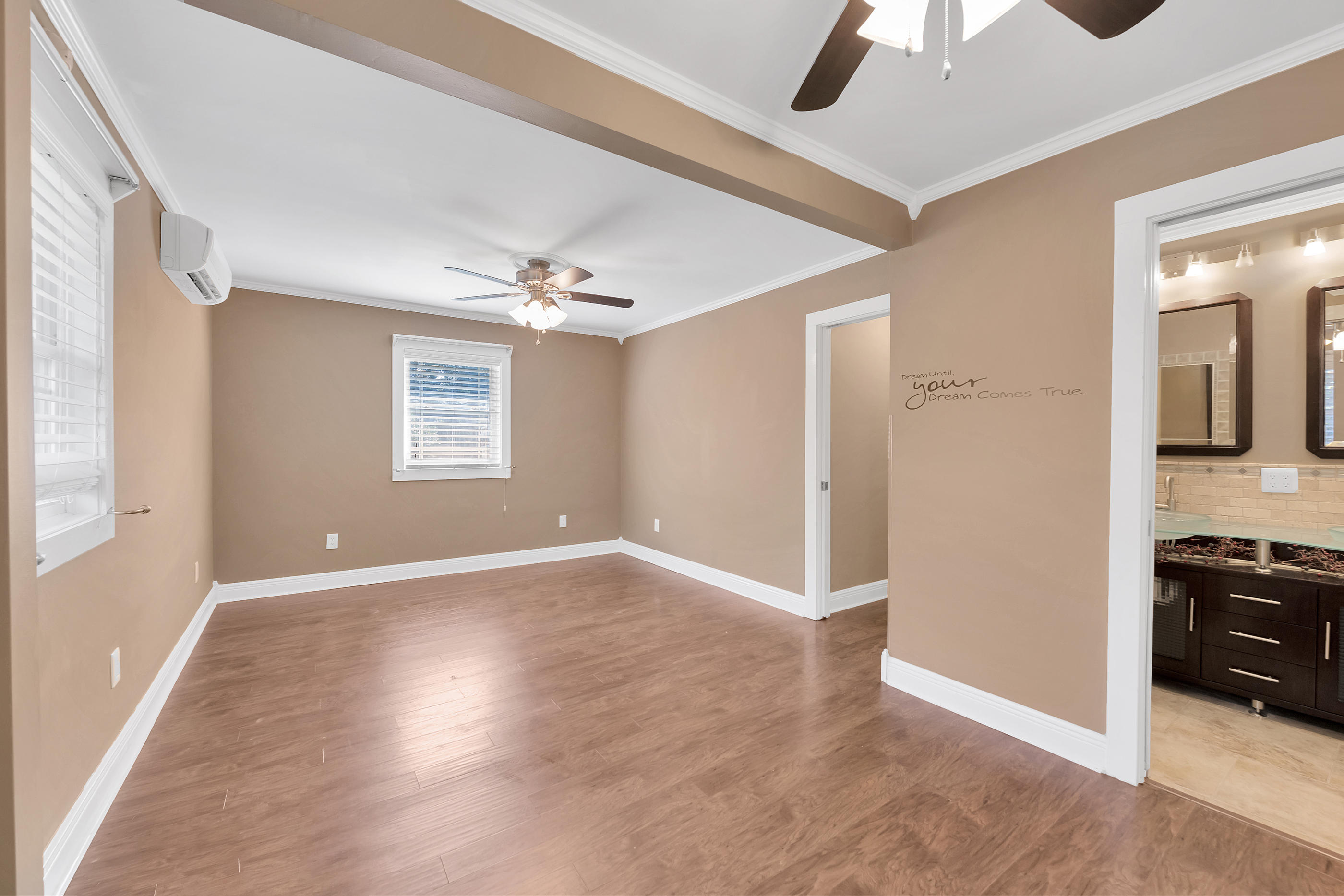 SPRINGHILL S/D LOT 23 - Residential