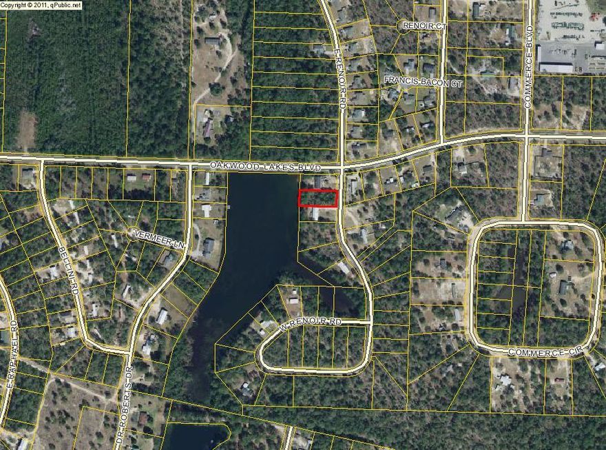Beautiful and affordable waterfront lot 85x200' located on Lake Topaz. City water available. Very close to schools and shopping area.