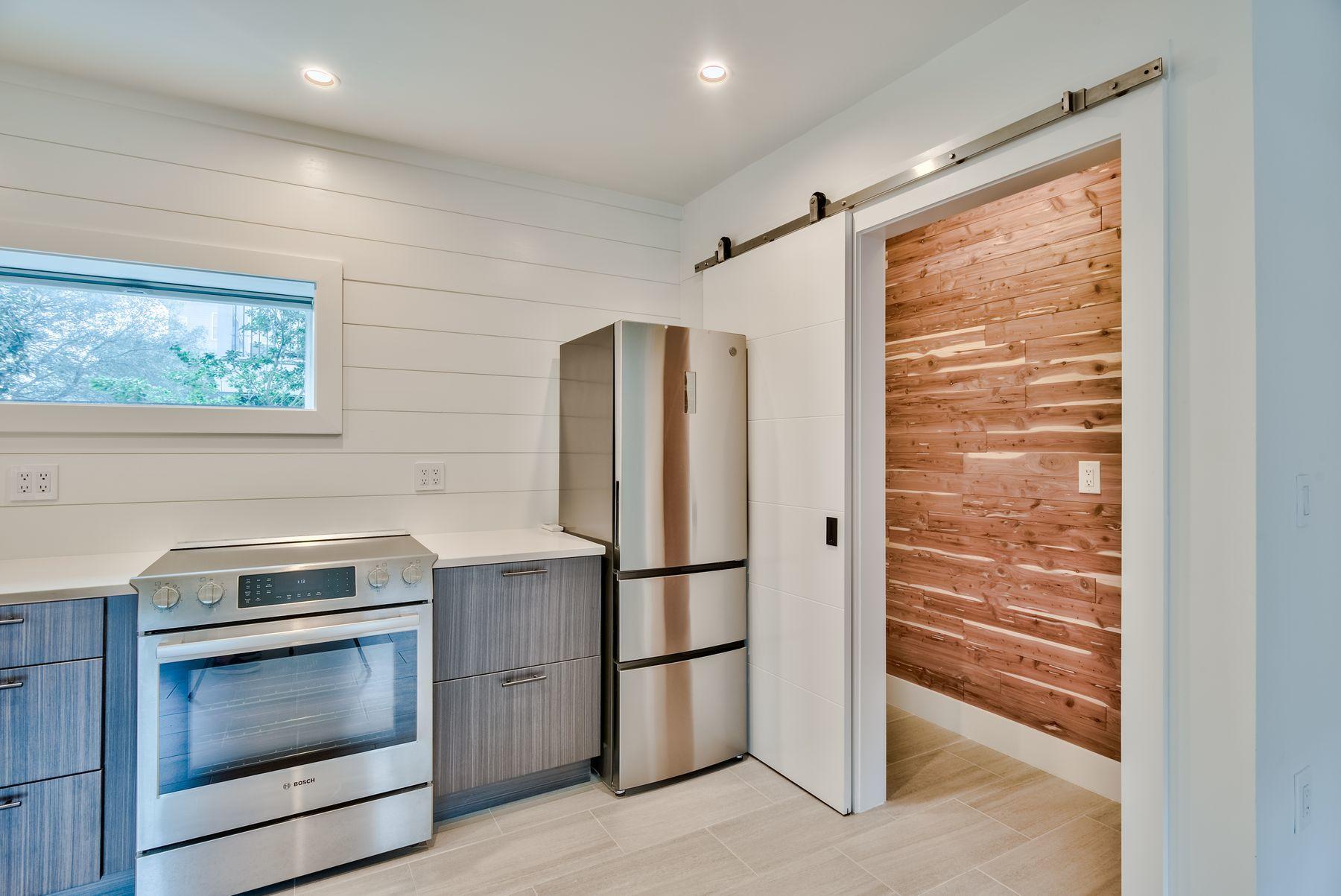 SEAGROVE 1ST ADDITION - Residential